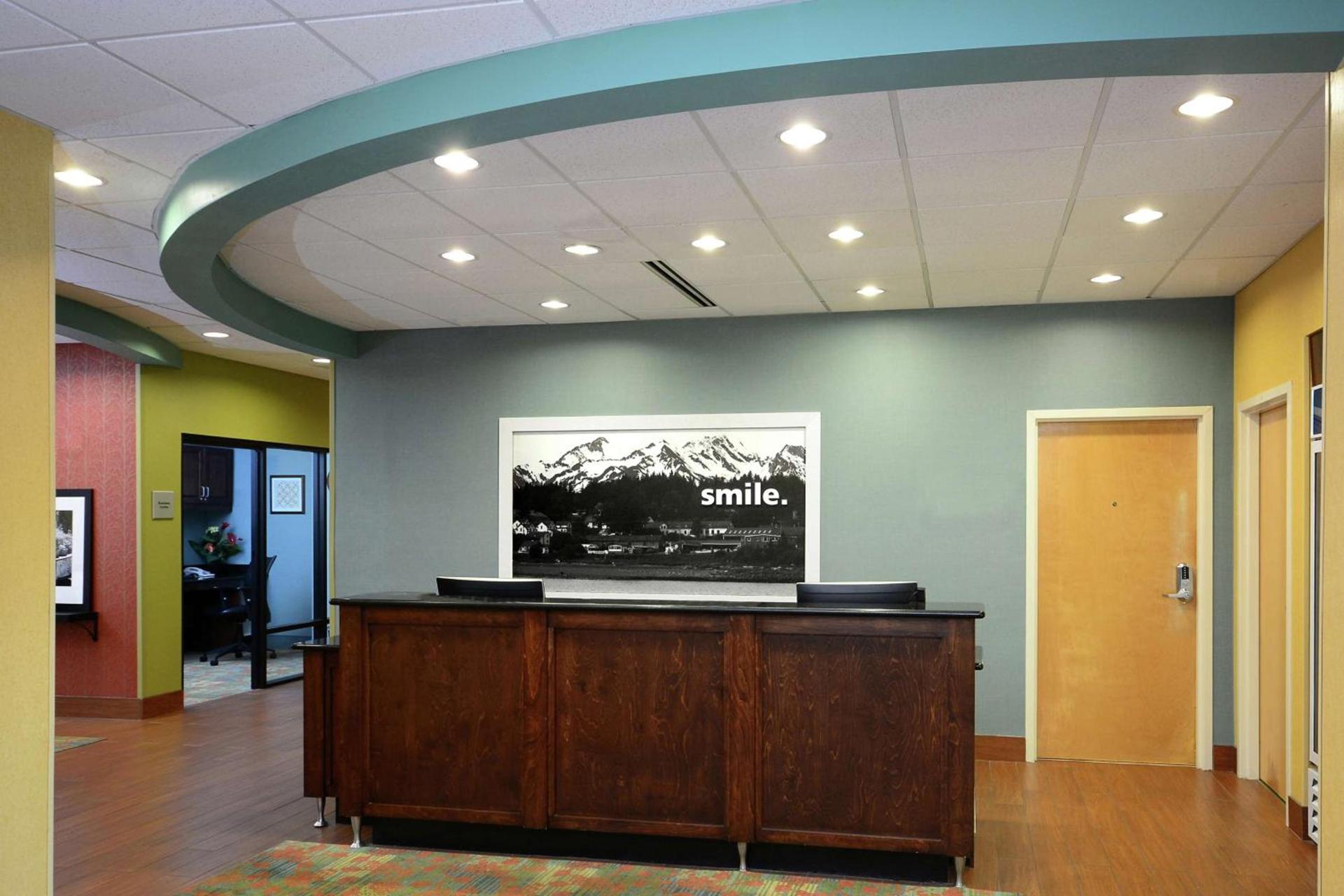 Hampton Inn Martinsville photo 3