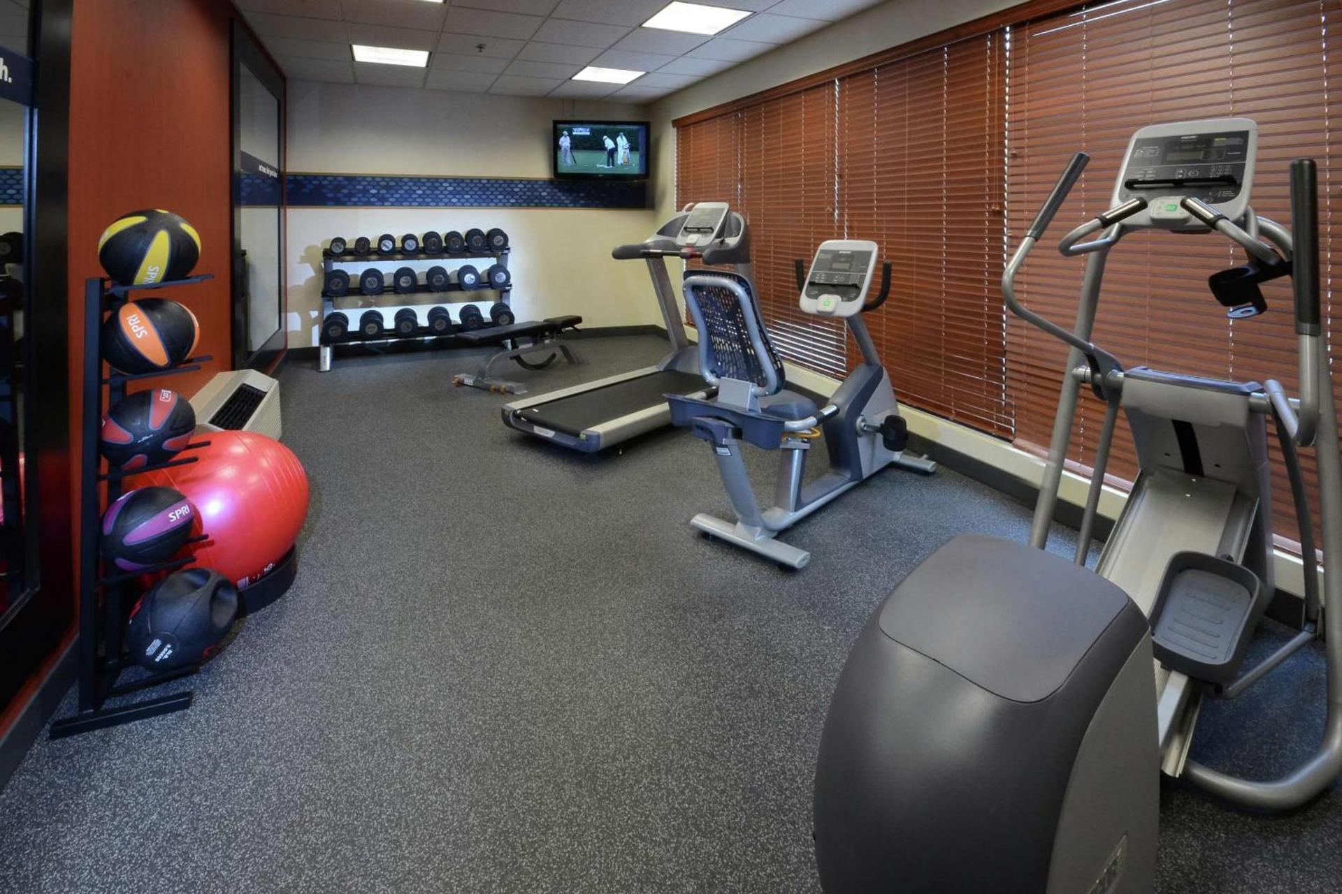 Hampton Inn Martinsville photo 14