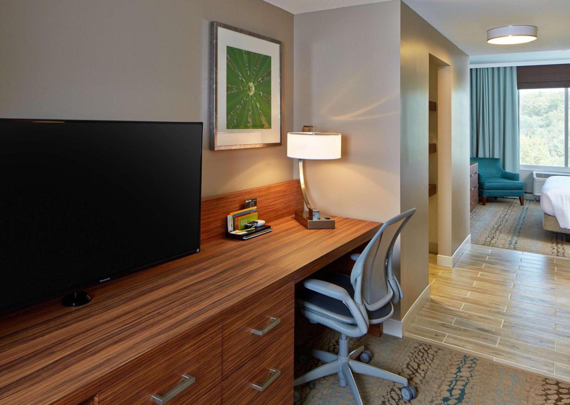Hilton Garden Inn Boston/Marlborough photo 29