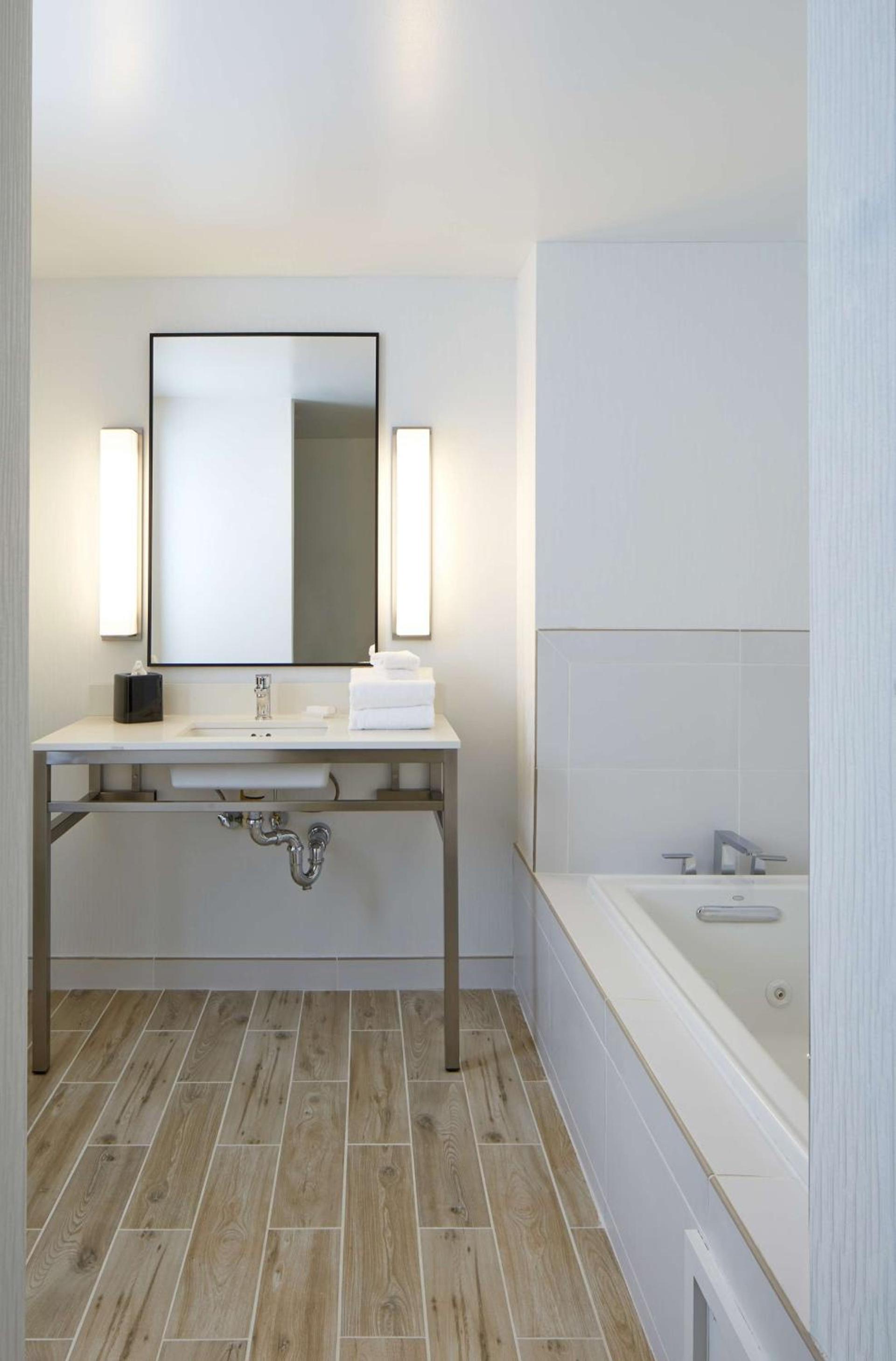 Hilton Garden Inn Boston/Marlborough photo 37