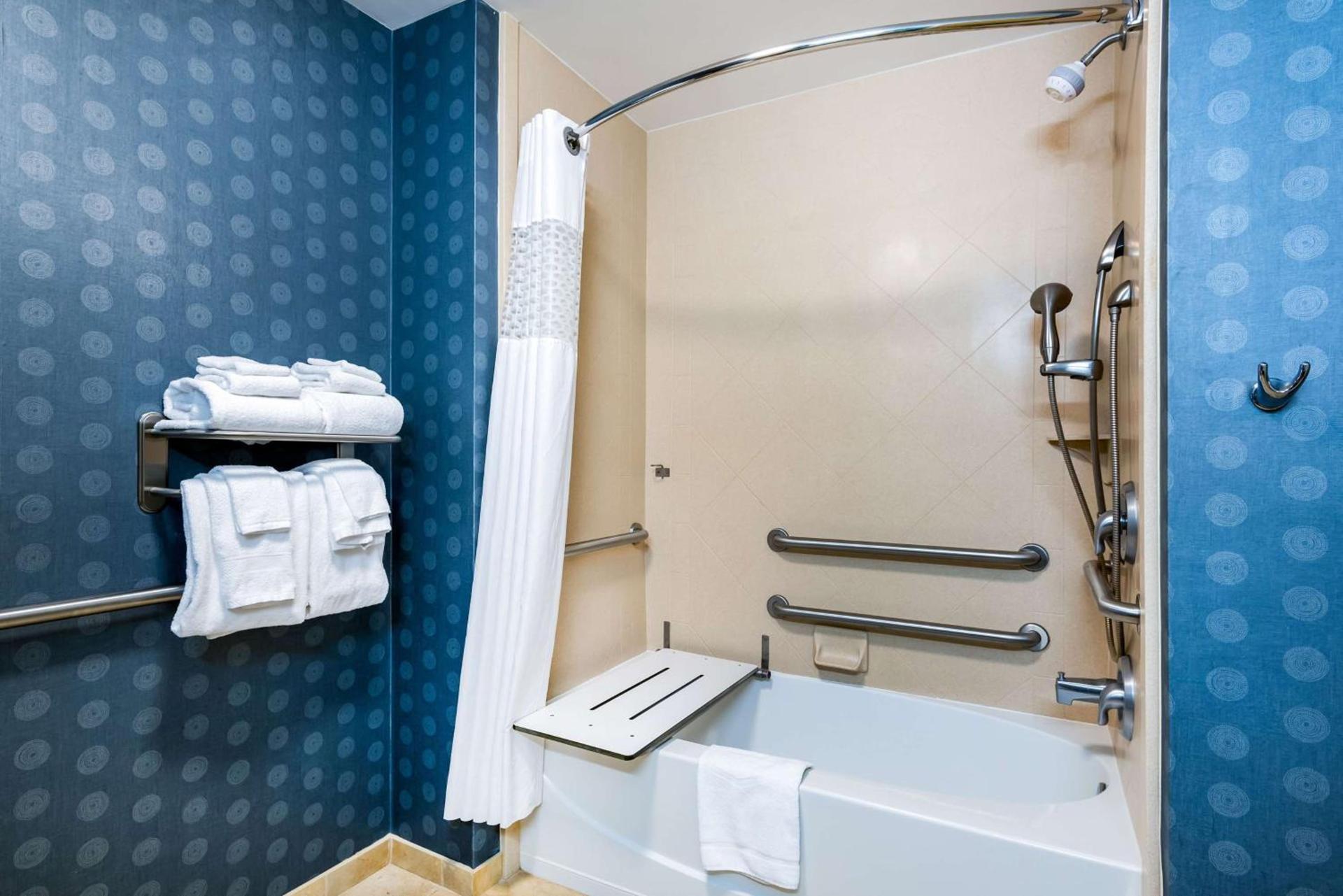 Hampton Inn Murrells Inlet/Myrtle Beach Area photo 21