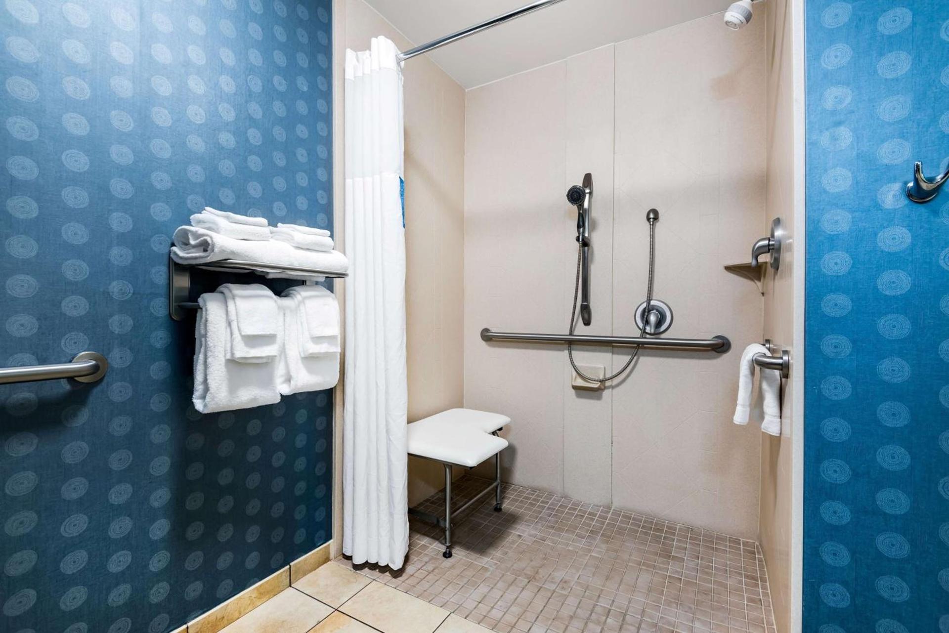 Hampton Inn Murrells Inlet/Myrtle Beach Area photo 25