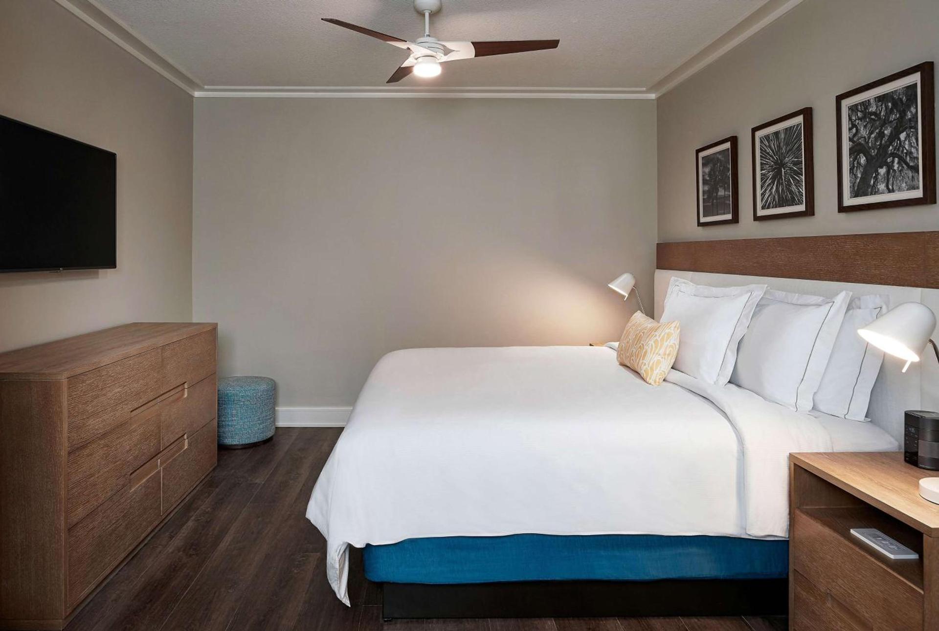Hilton Grand Vacations Club Ocean Enclave Myrtle Beach photo 37