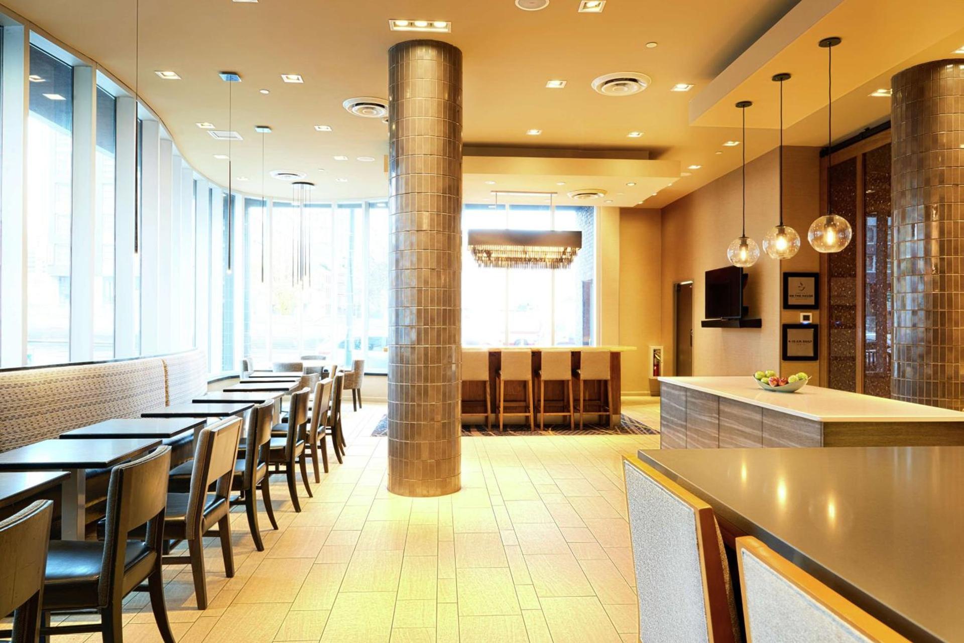 Hampton Inn Brooklyn Downtown photo 4