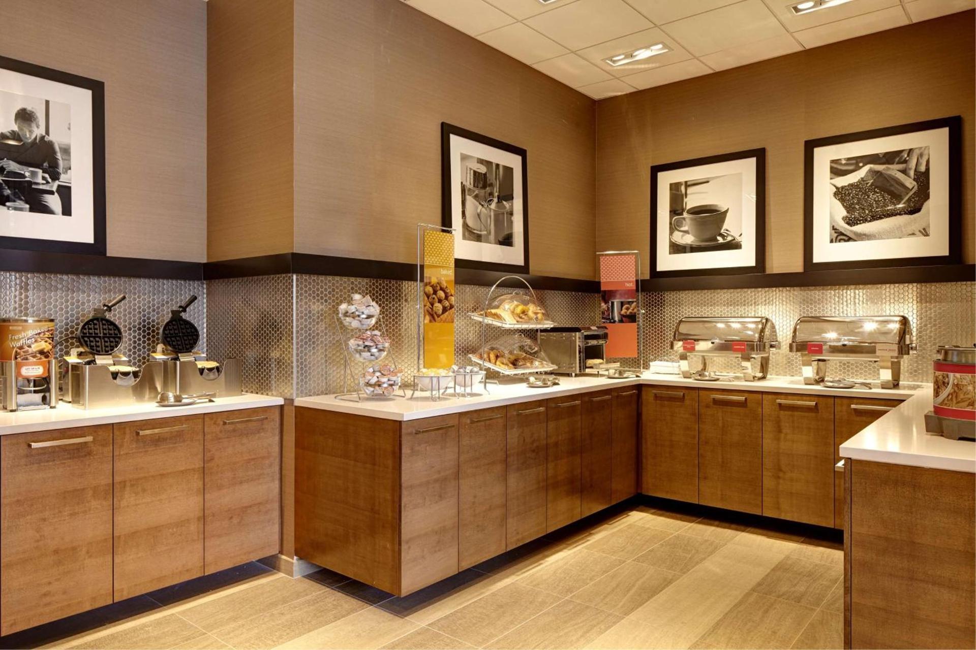 Hampton Inn Brooklyn Downtown photo 9