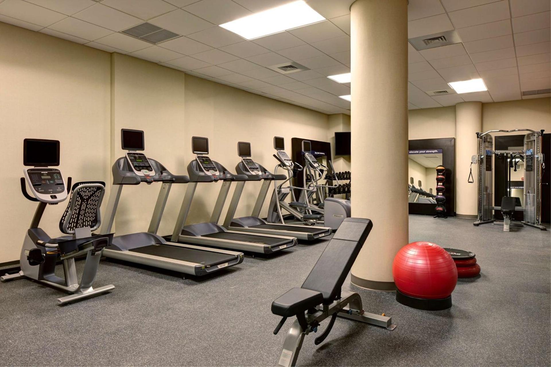 Hampton Inn Brooklyn Downtown photo 13