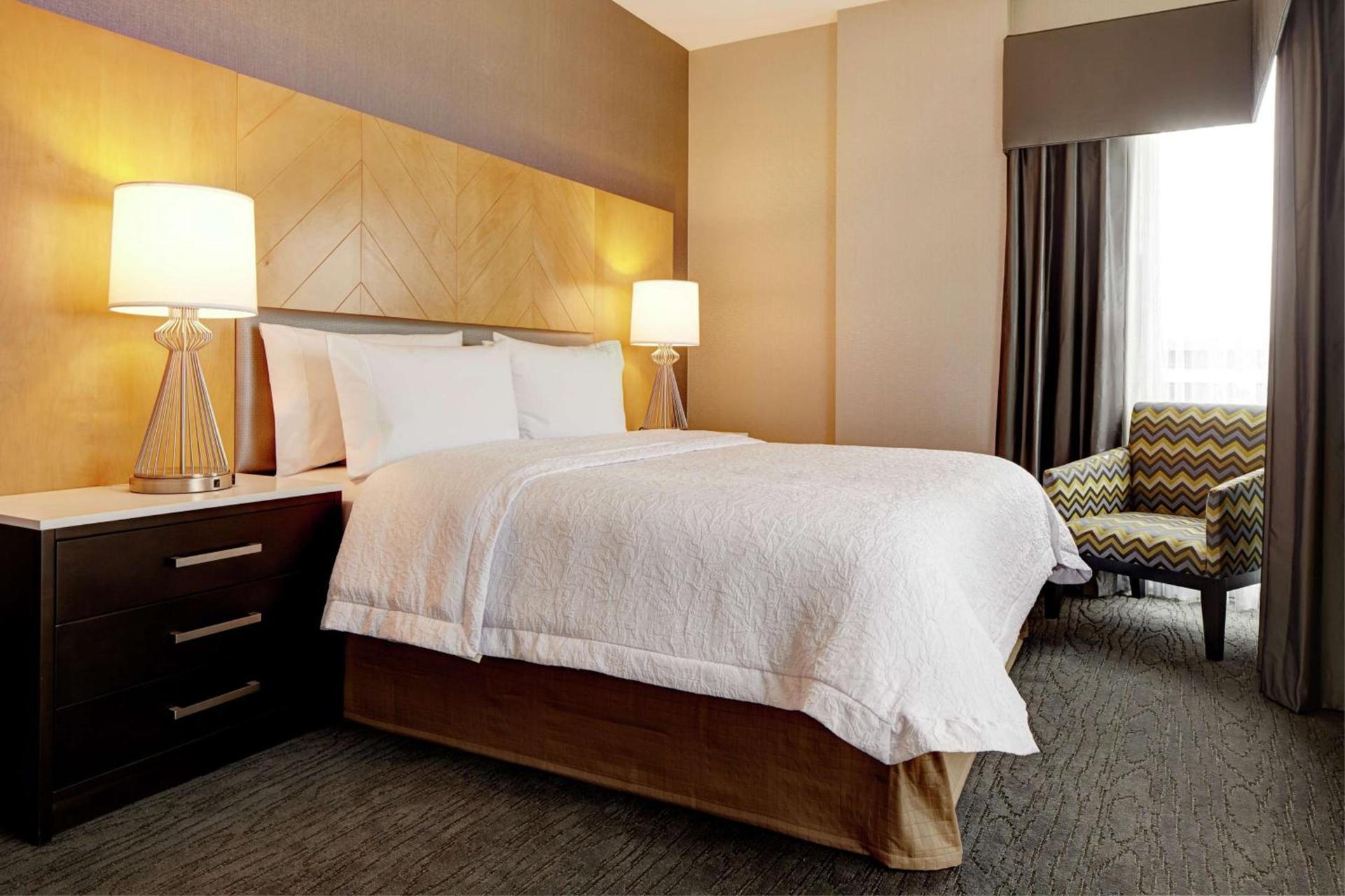 Hampton Inn Brooklyn Downtown photo 16