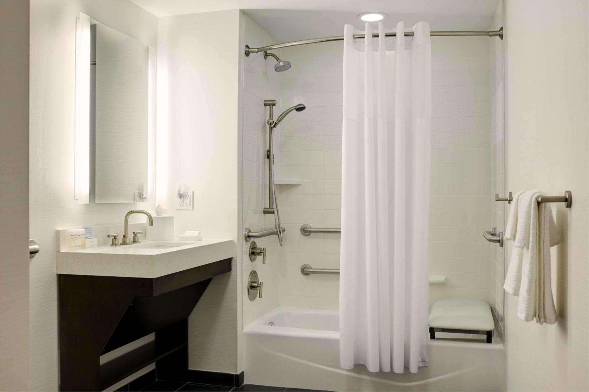 Hampton Inn Brooklyn Downtown photo 33