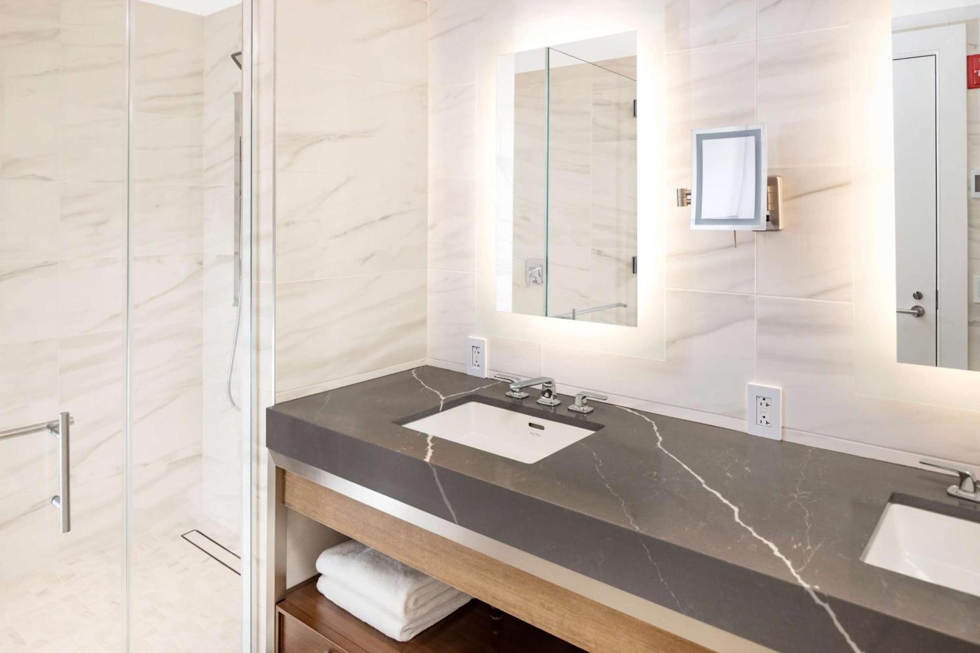 Hilton Club The Quin New York photo 26