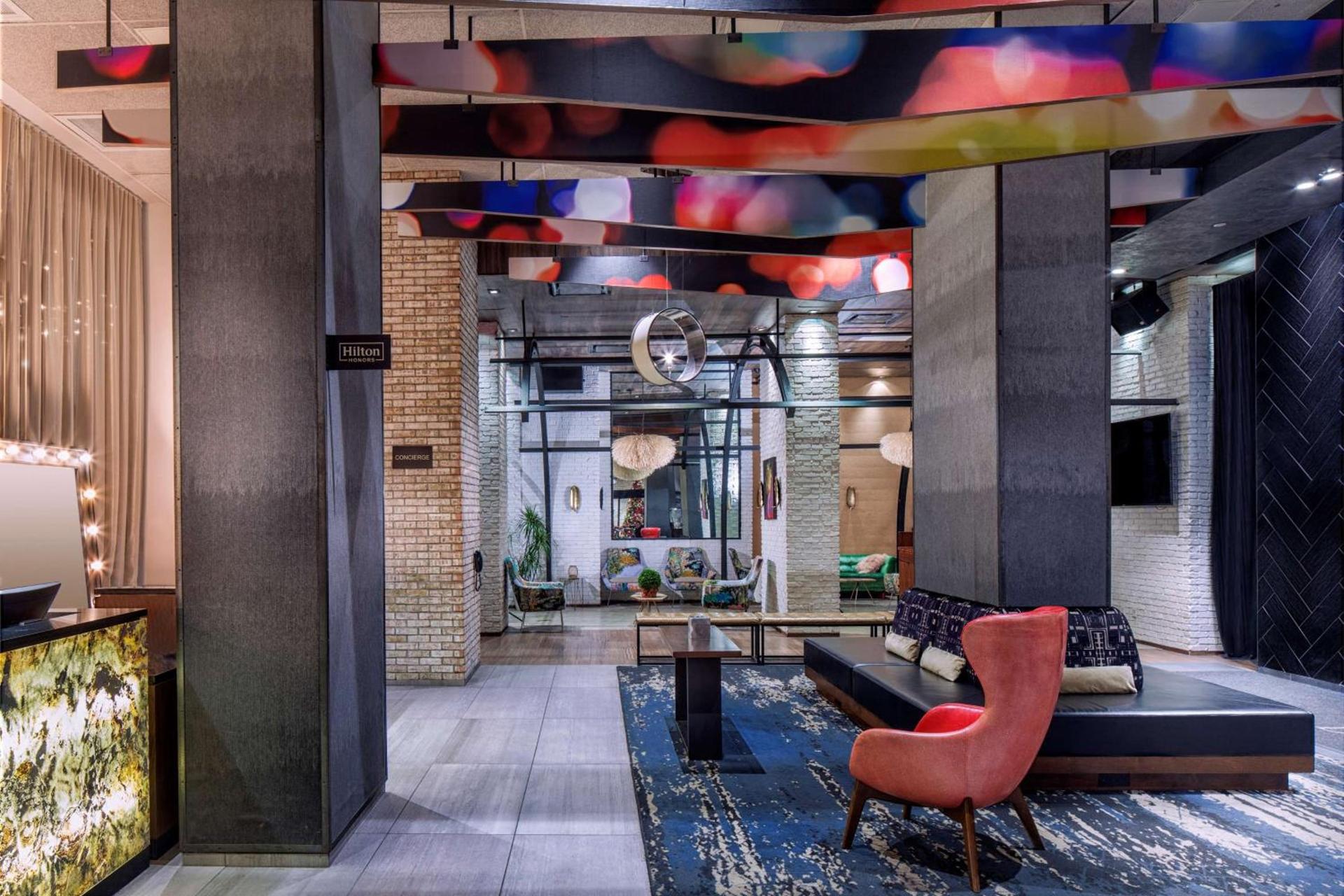 Doubletree By Hilton New York Times Square West photo 4