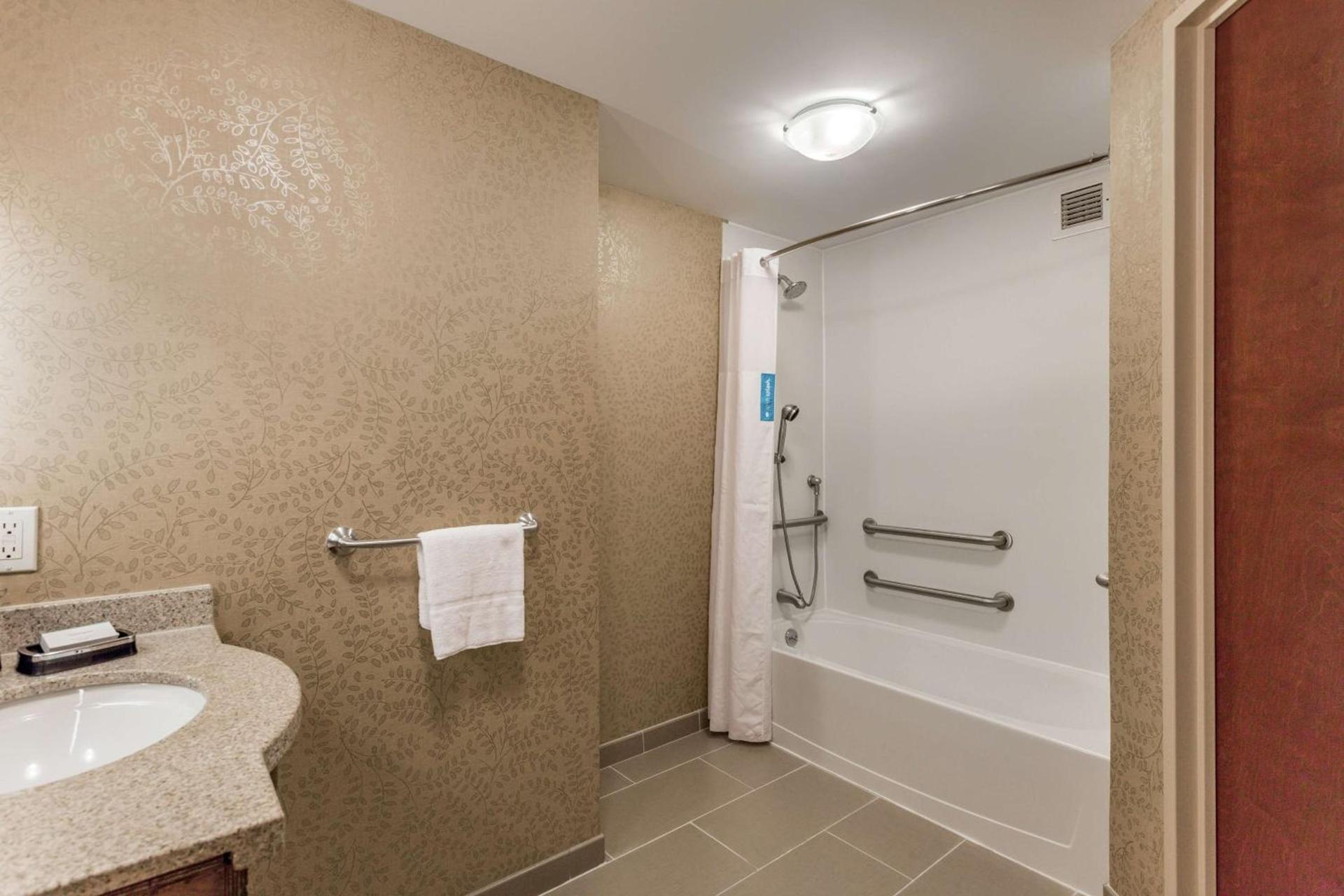 Hampton Inn Manhattan Grand Central photo 34