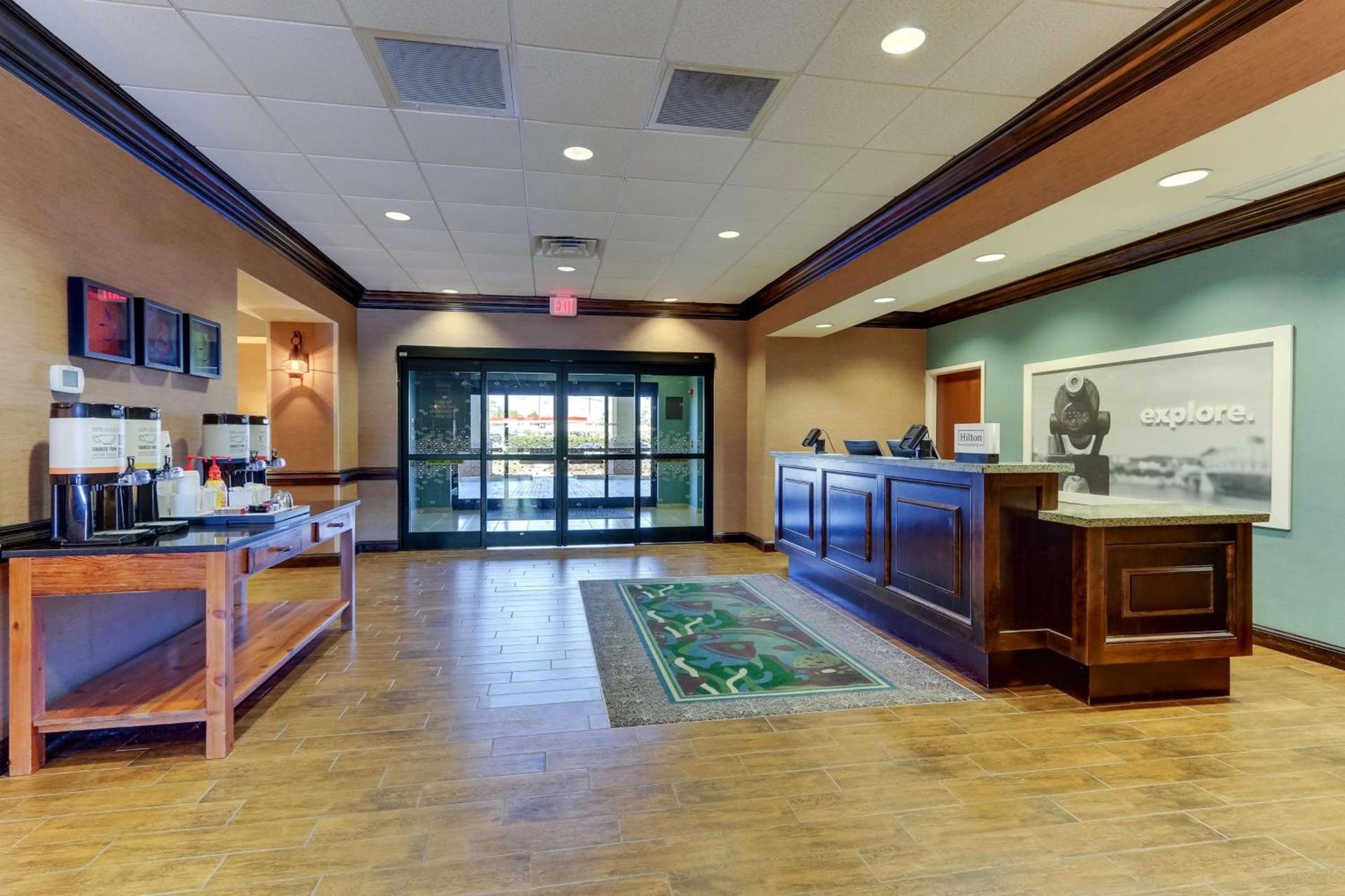 Hampton Inn and Suites Swansboro Near Camp Lejeune photo 10