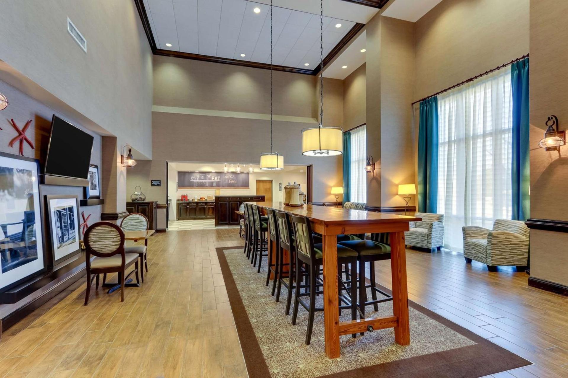 Hampton Inn and Suites Swansboro Near Camp Lejeune photo 14