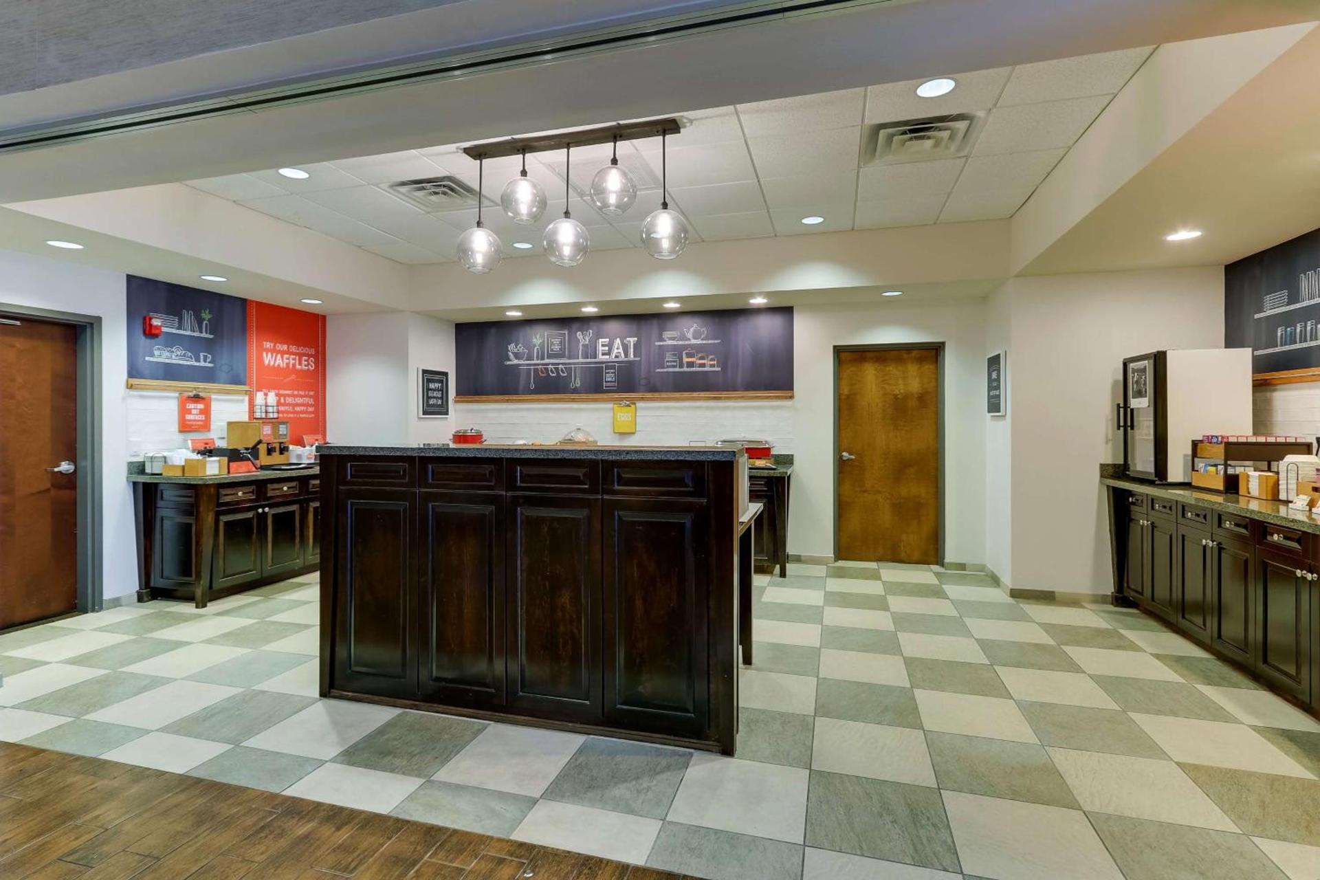 Hampton Inn and Suites Swansboro Near Camp Lejeune photo 18
