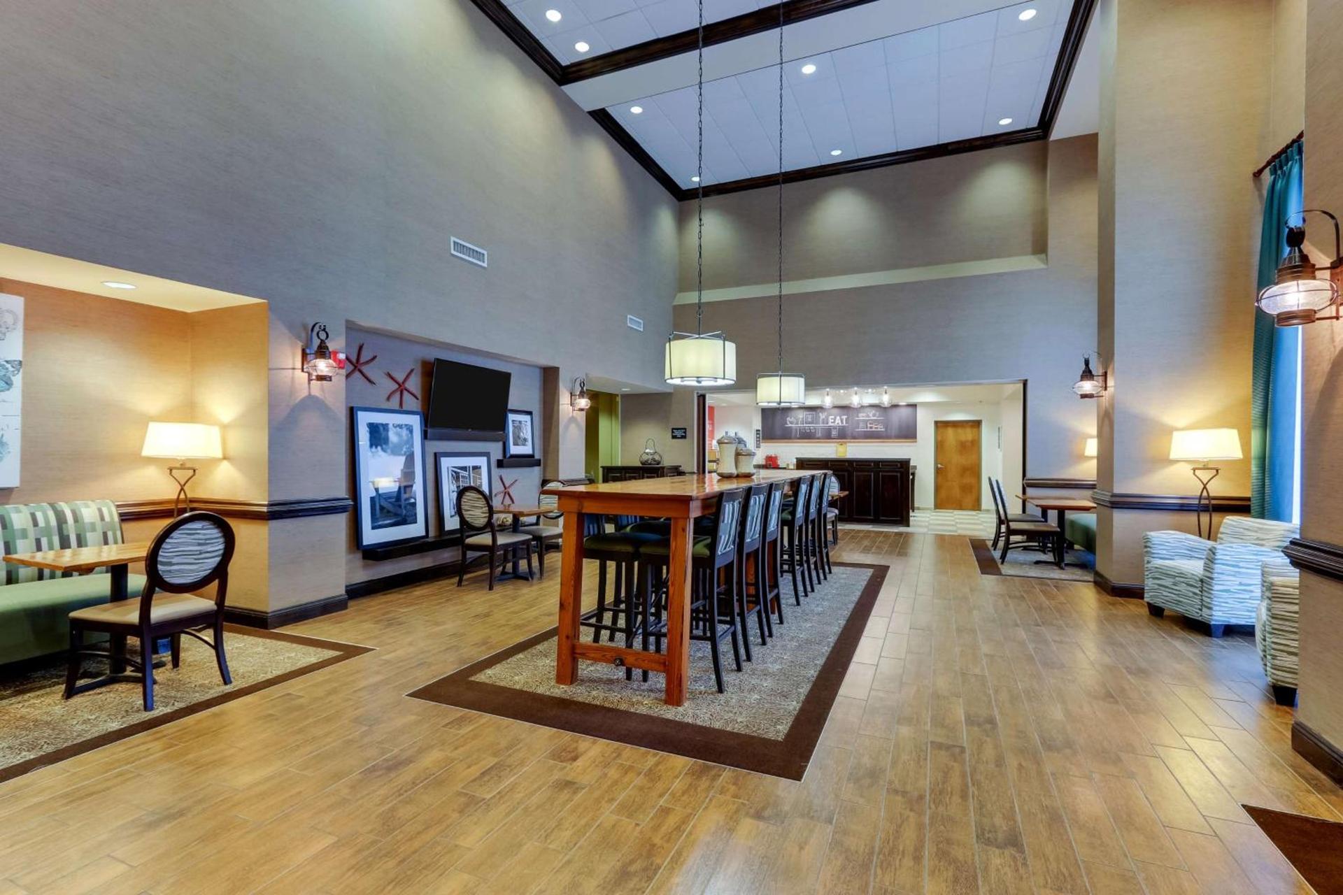 Hampton Inn and Suites Swansboro Near Camp Lejeune photo 21