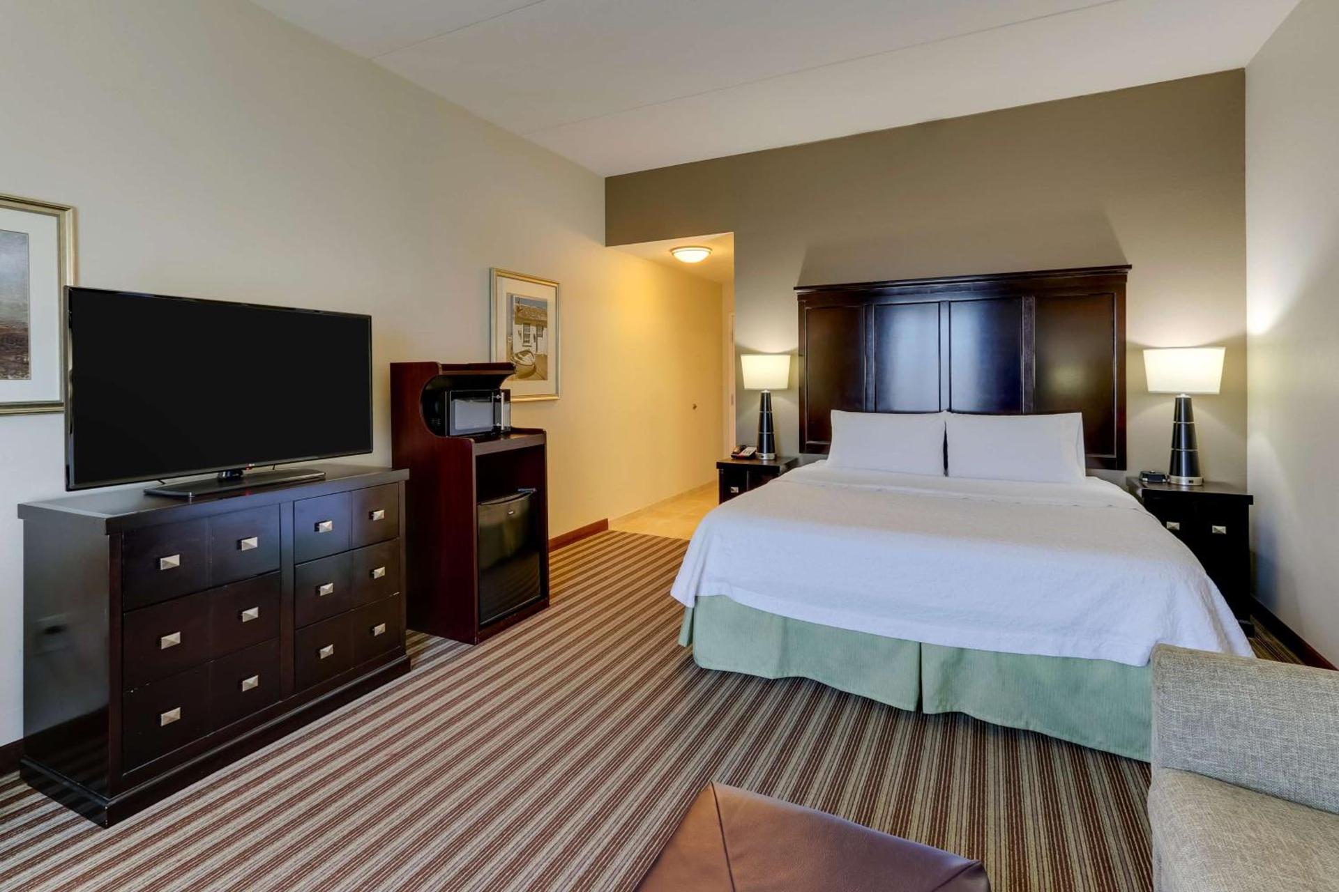 Hampton Inn and Suites Swansboro Near Camp Lejeune photo 54