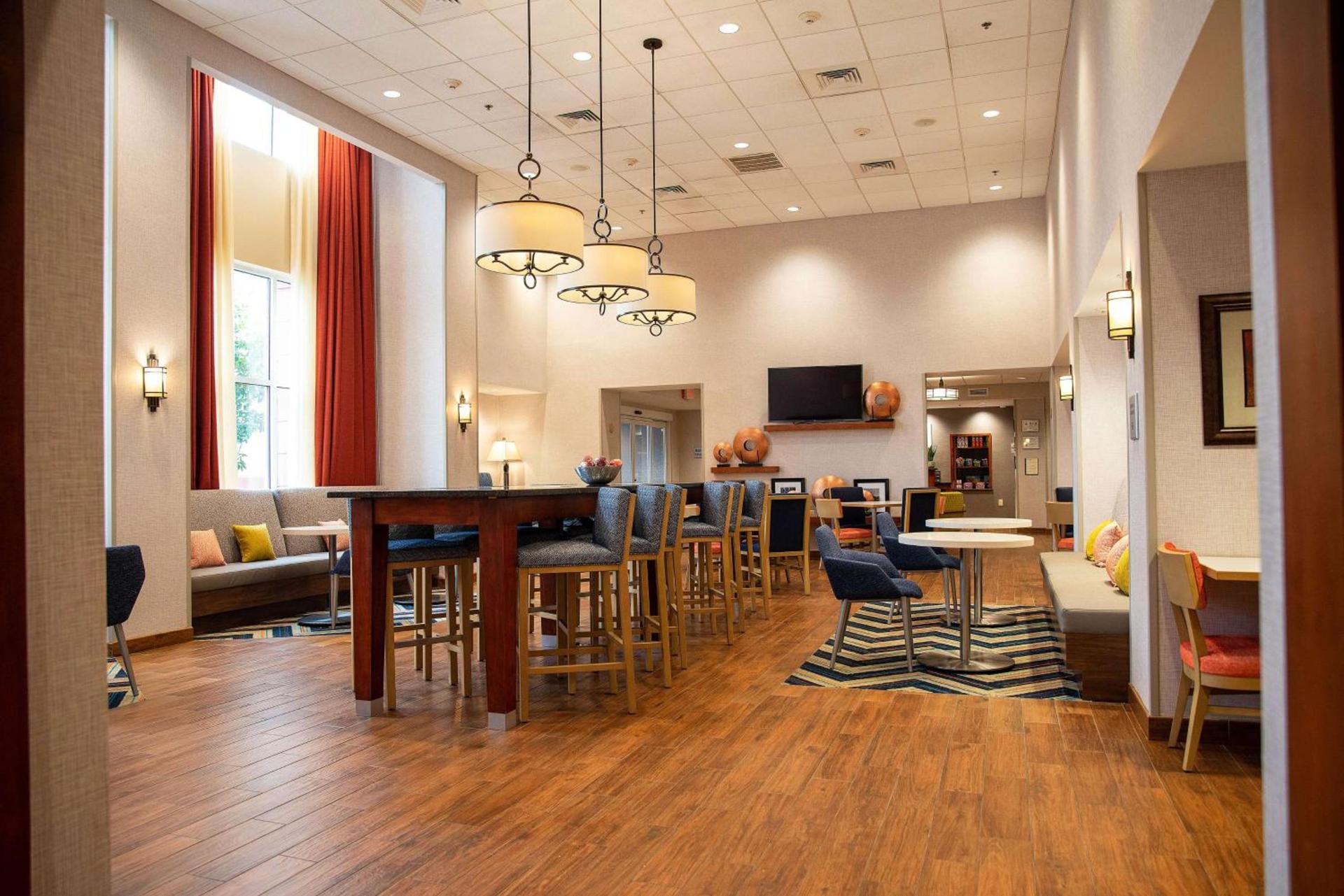 Hampton Inn & Suites Jacksonville photo 13