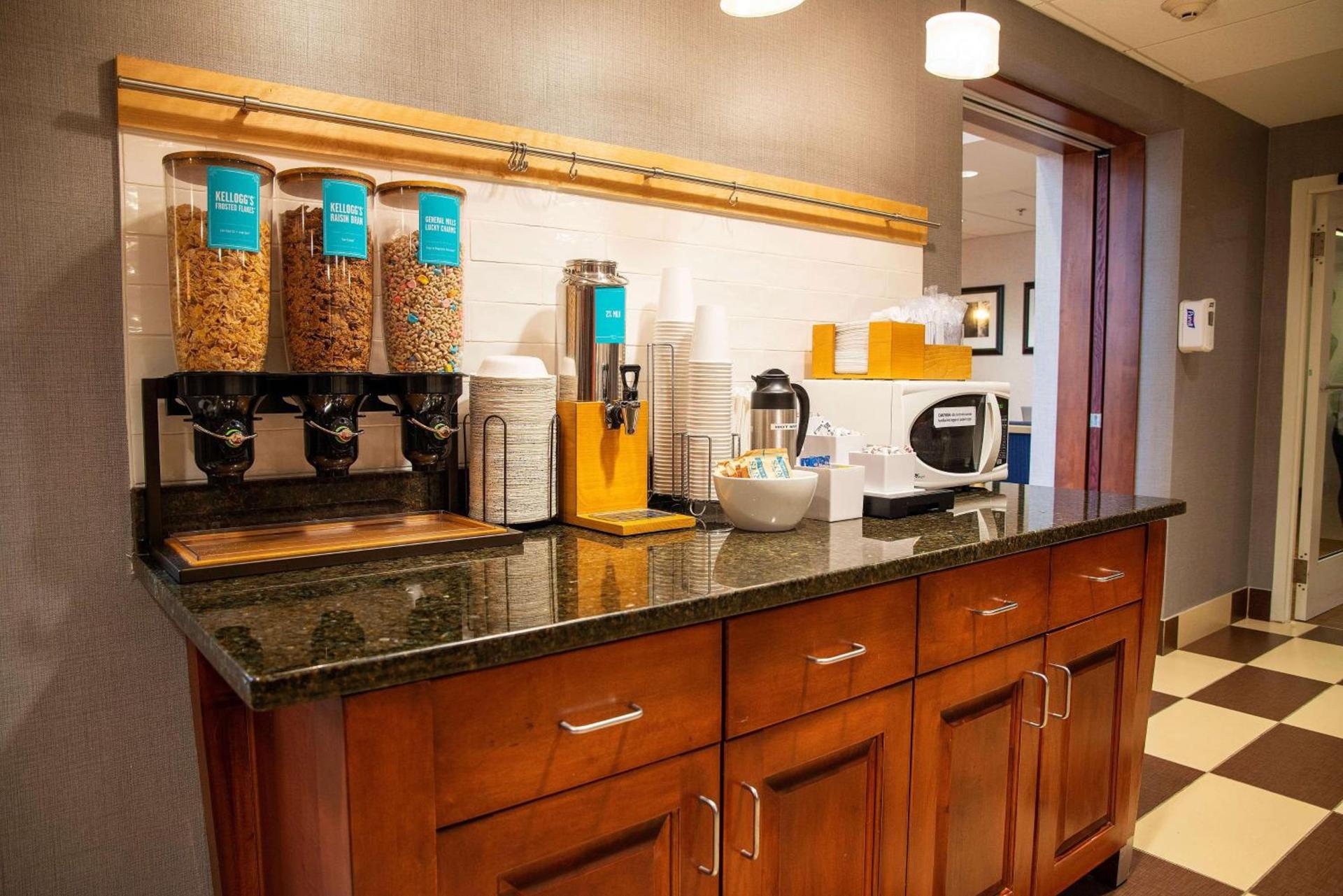 Hampton Inn & Suites Jacksonville photo 11