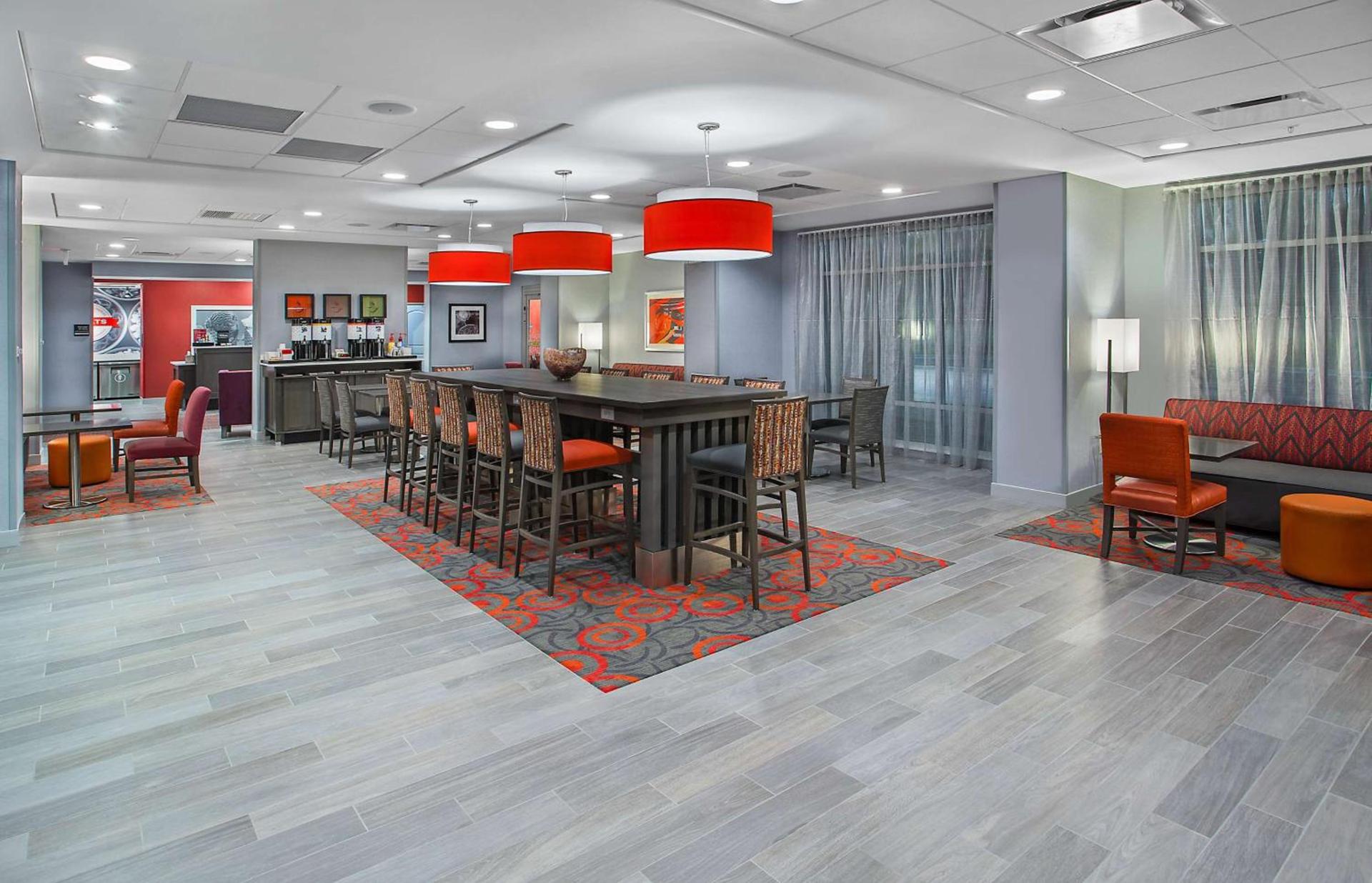 Hampton Inn Vincennes photo 4
