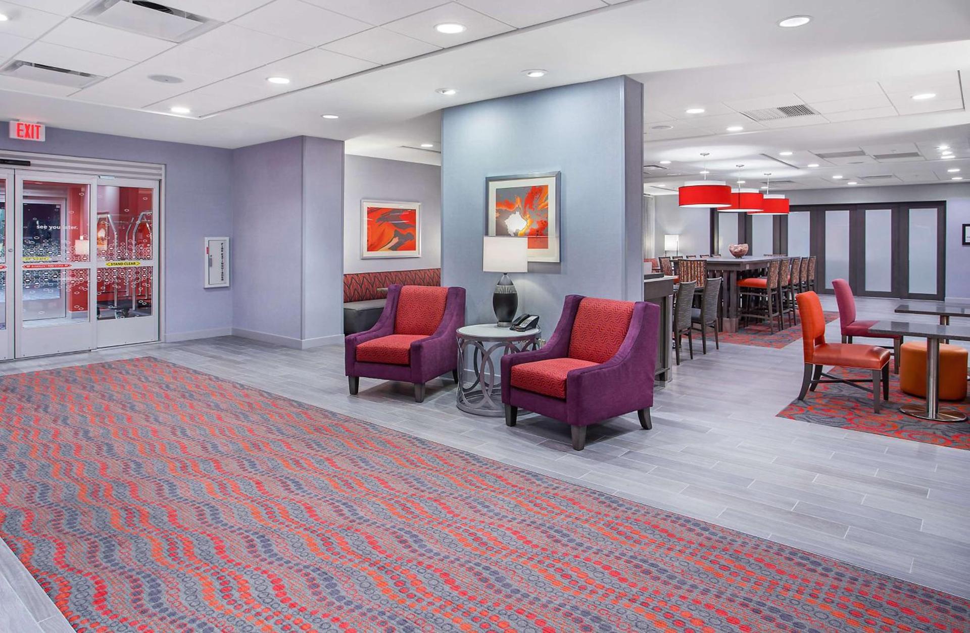 Hampton Inn Vincennes photo 6