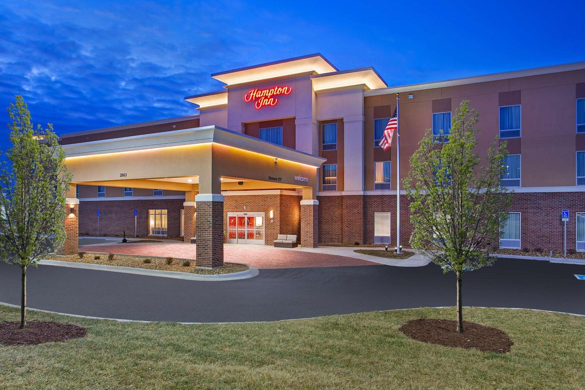 Hampton Inn Vincennes photo 2