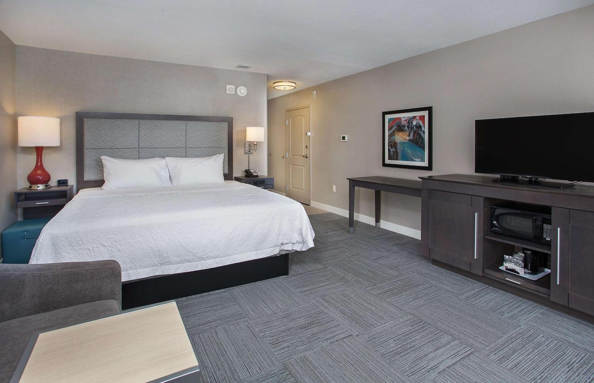 Hampton Inn Vincennes photo 20
