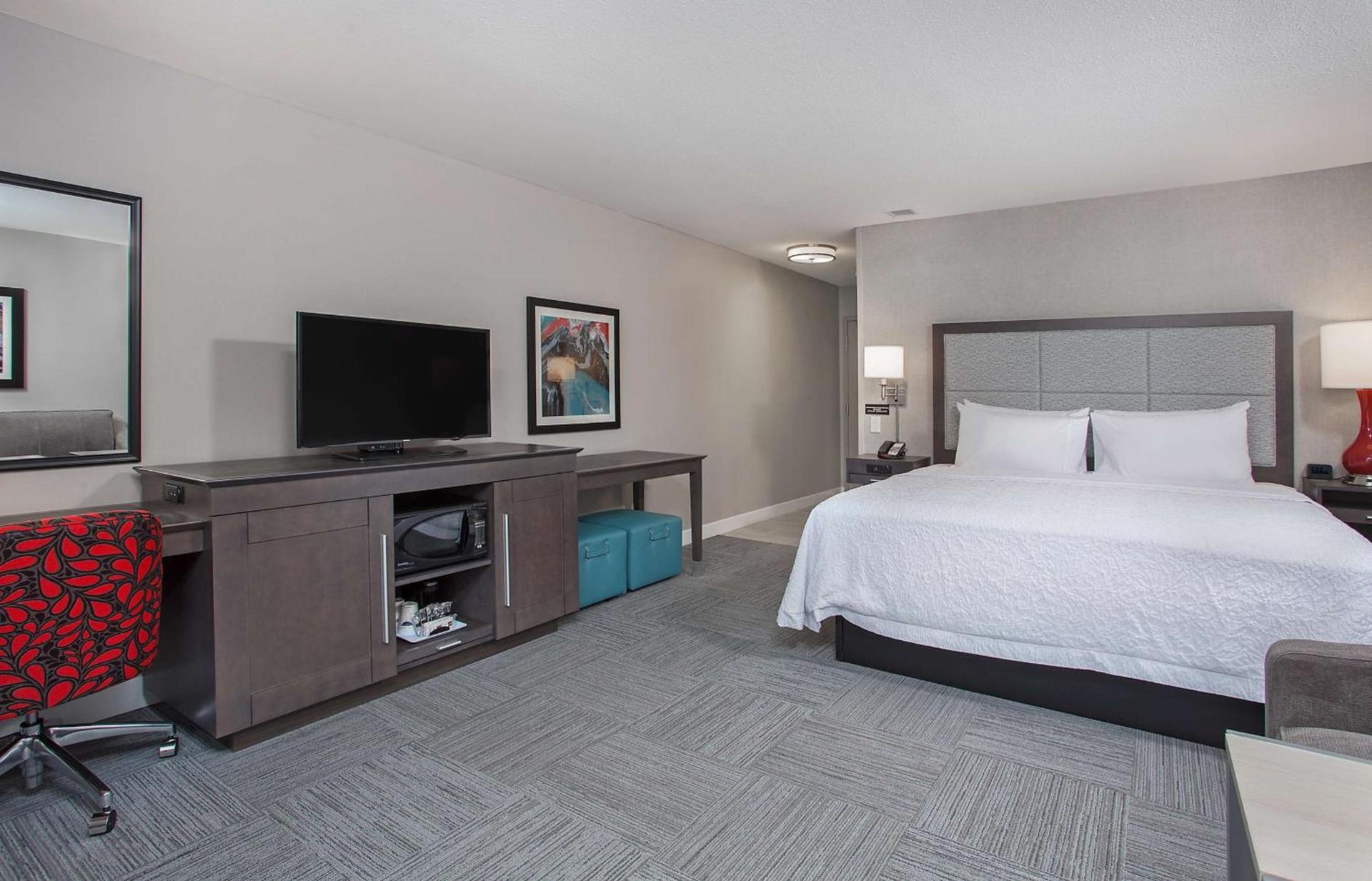 Hampton Inn Vincennes photo 23