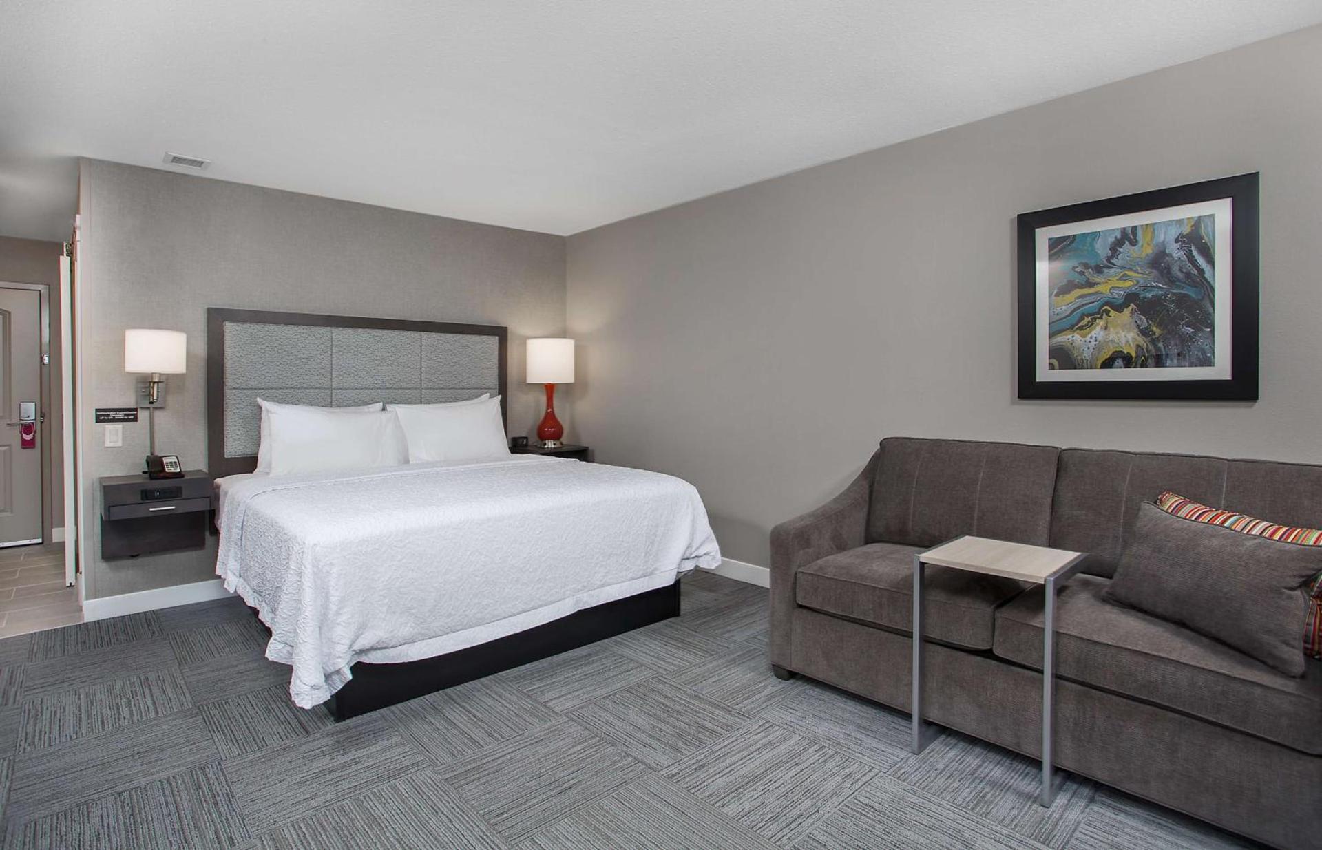 Hampton Inn Vincennes photo 28