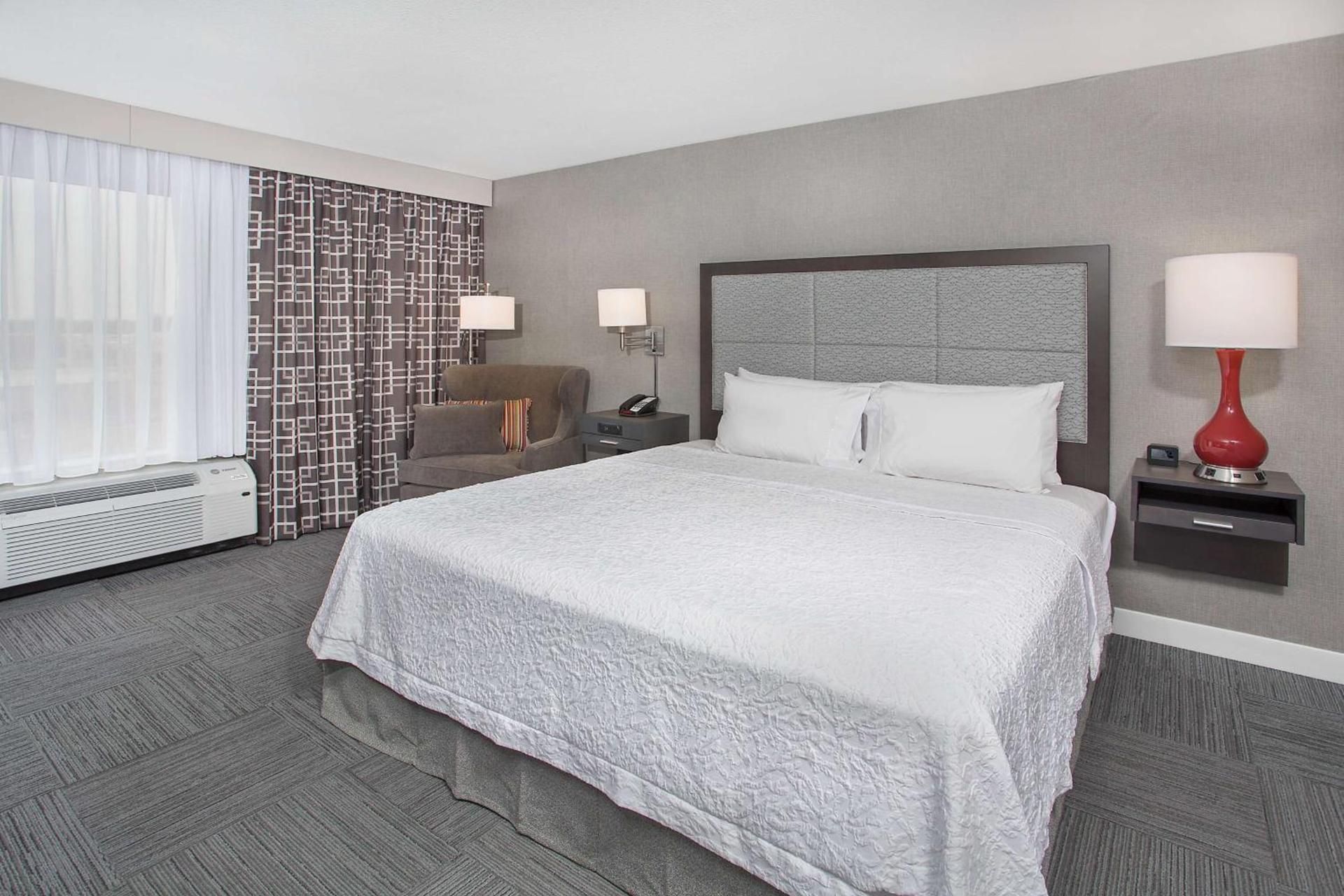 Hampton Inn Vincennes photo 29