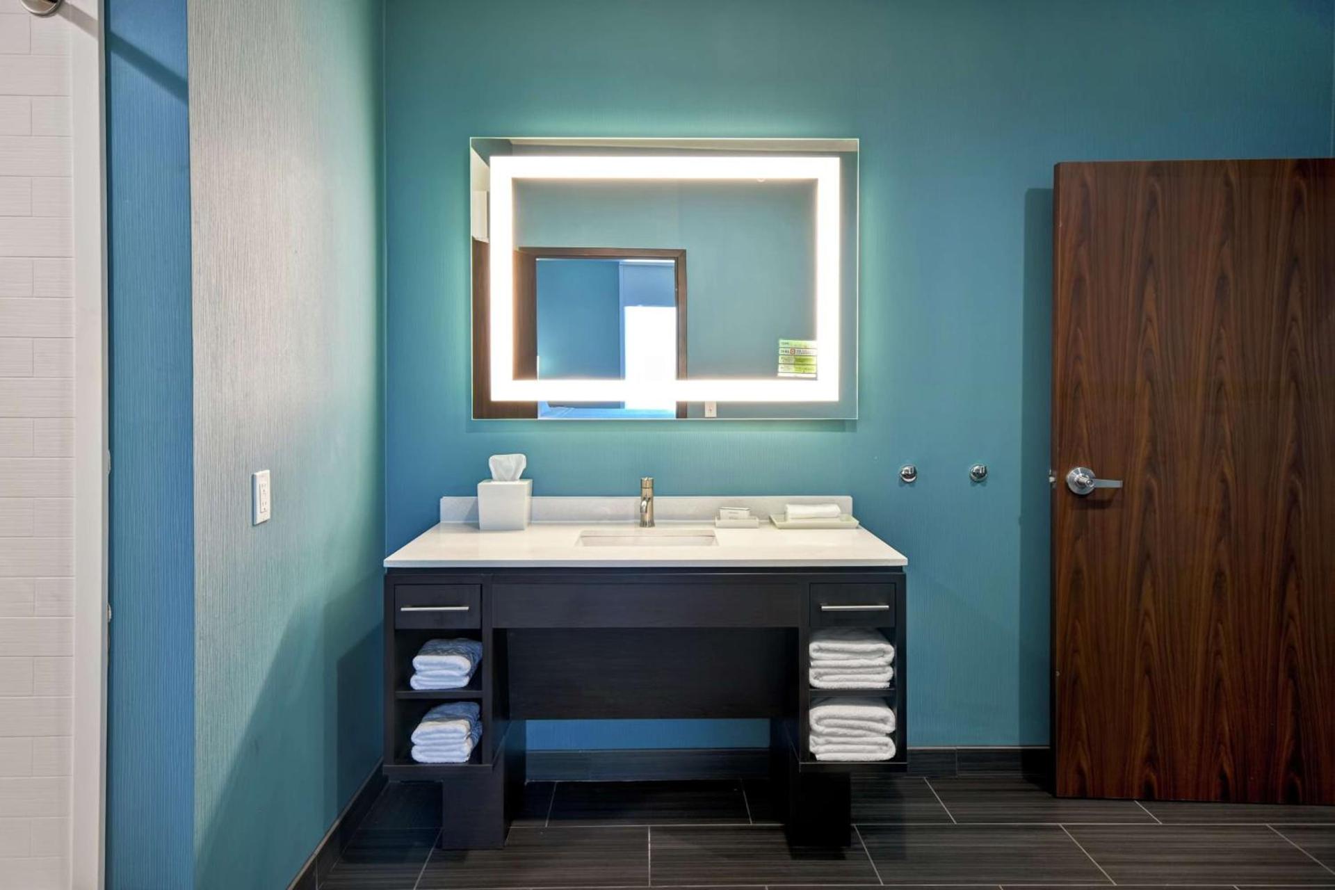 Home2 Suites By Hilton El Reno photo 19