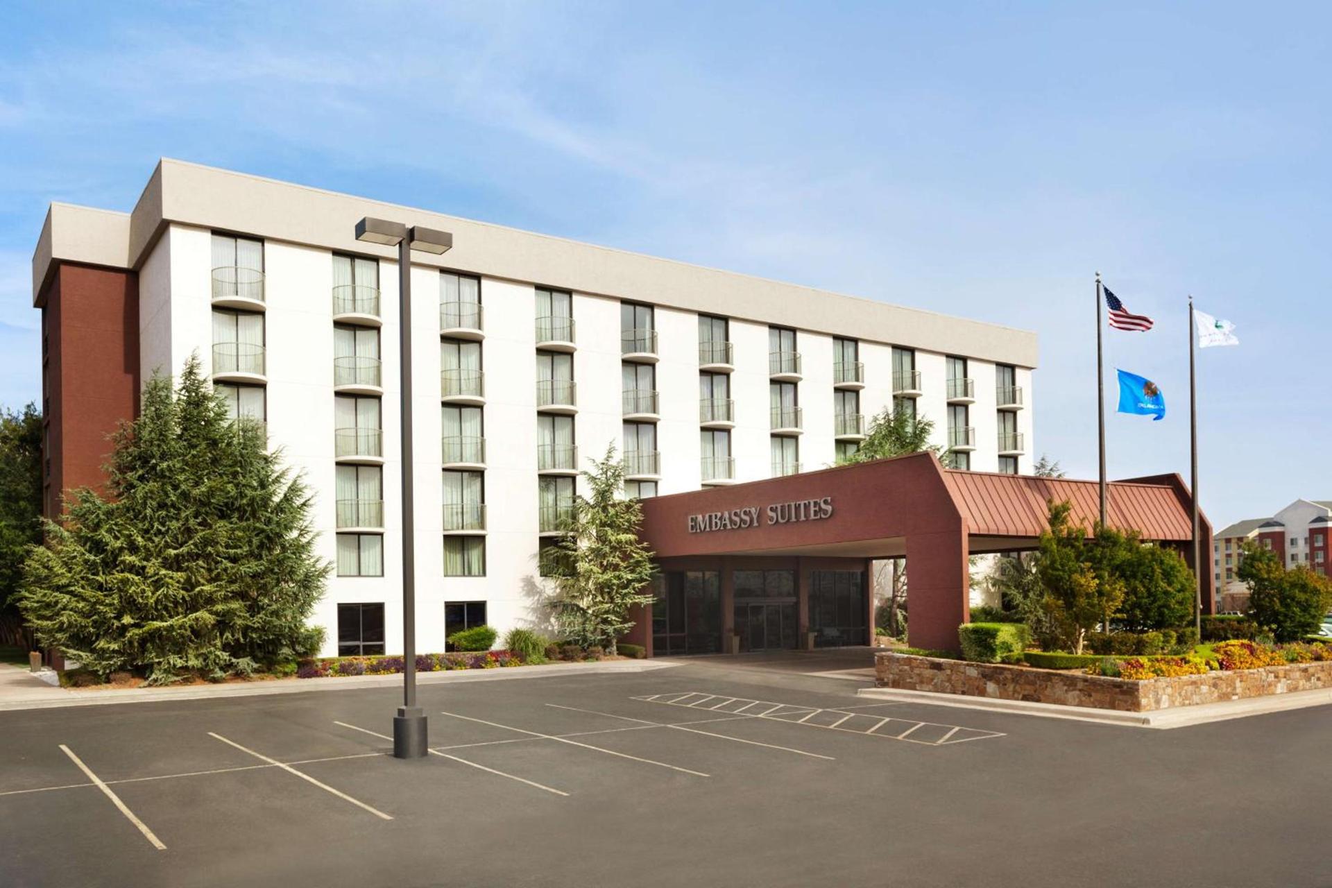 Embassy Suites by Hilton Oklahoma City Will Rogers Airport photo 3