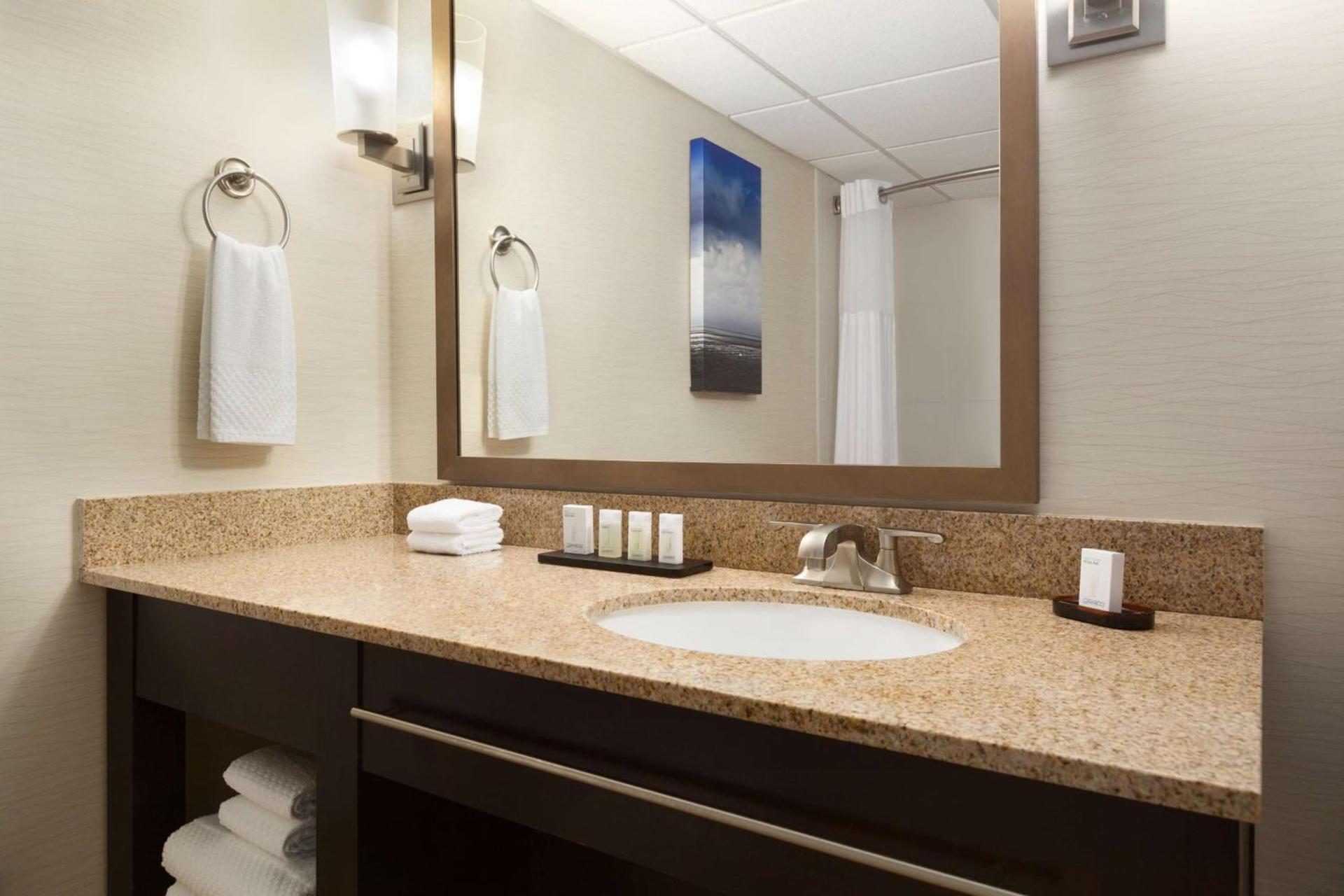 Embassy Suites by Hilton Oklahoma City Will Rogers Airport photo 19