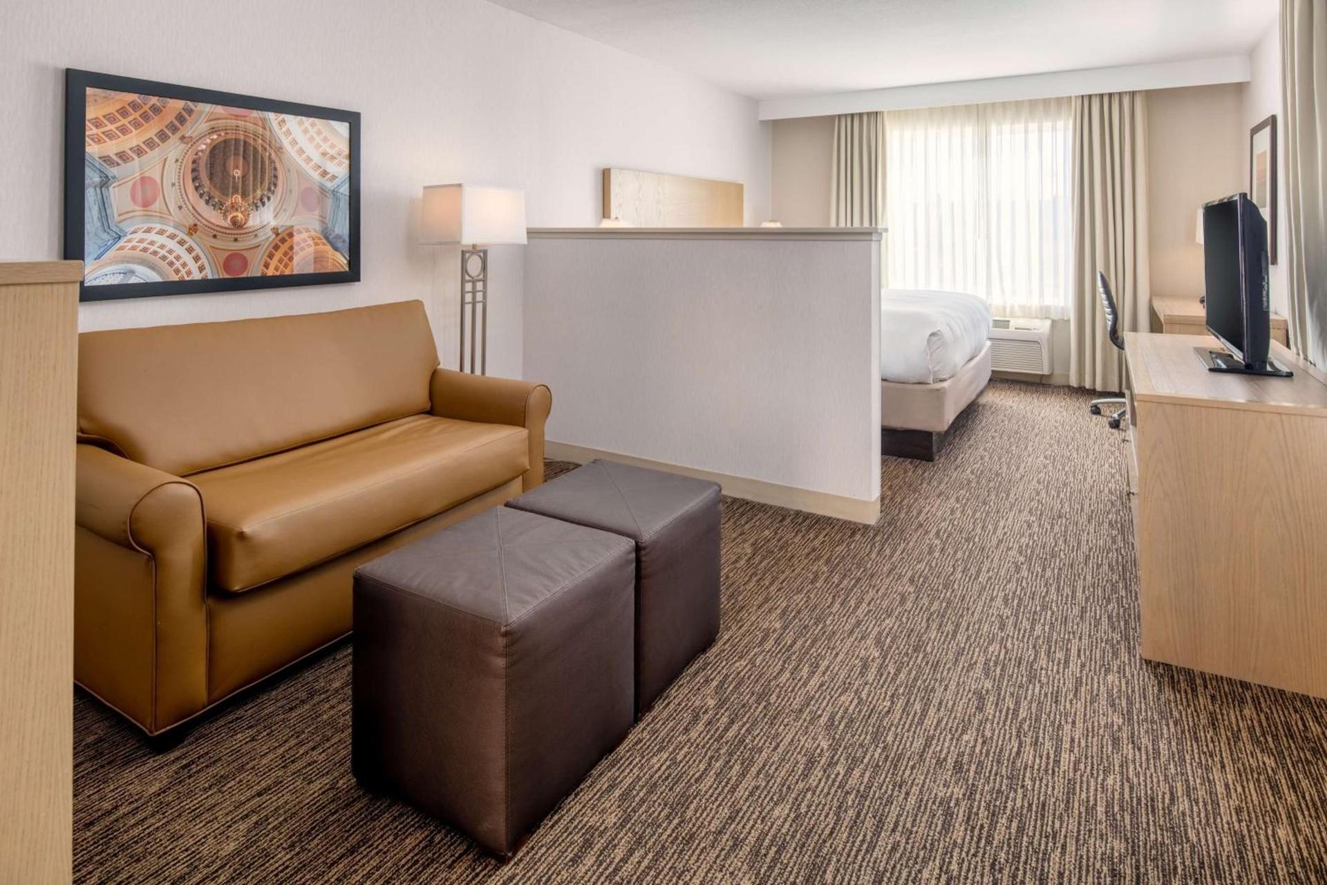 DoubleTree by Hilton Olympia photo 16