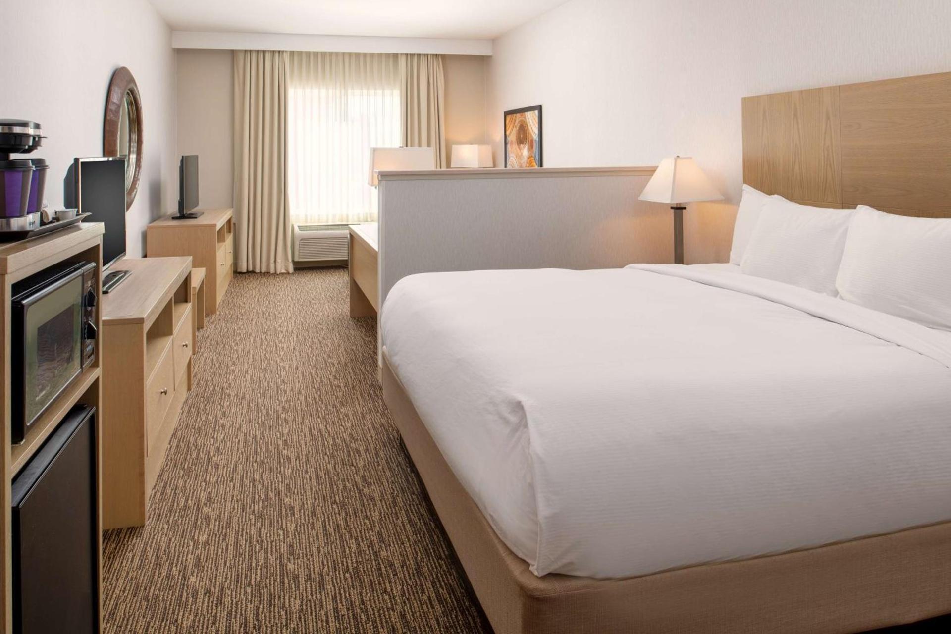 DoubleTree by Hilton Olympia photo 33
