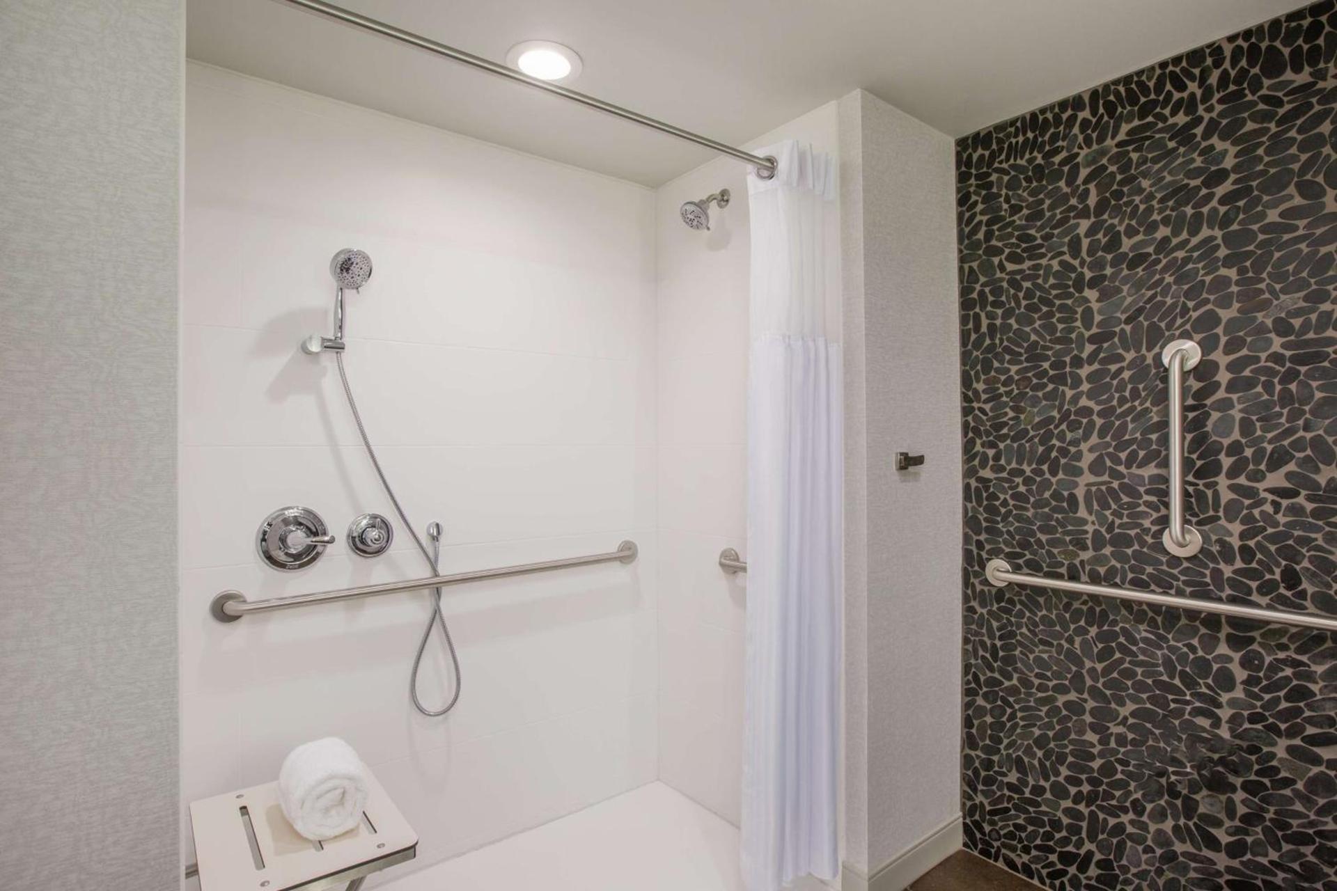 Hilton Garden Inn Olympia, WA photo 19