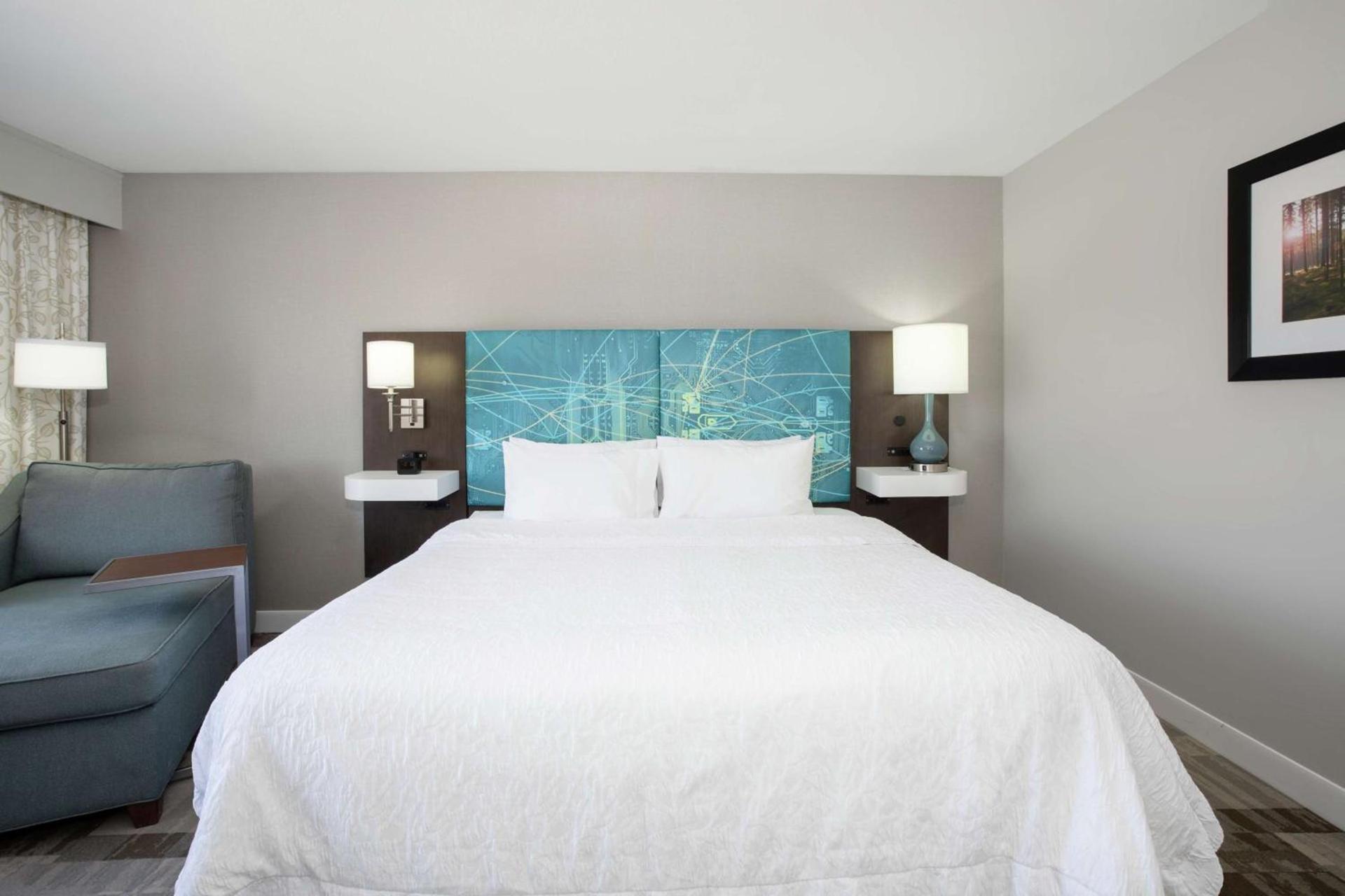 Hampton Inn Bellevue photo 37