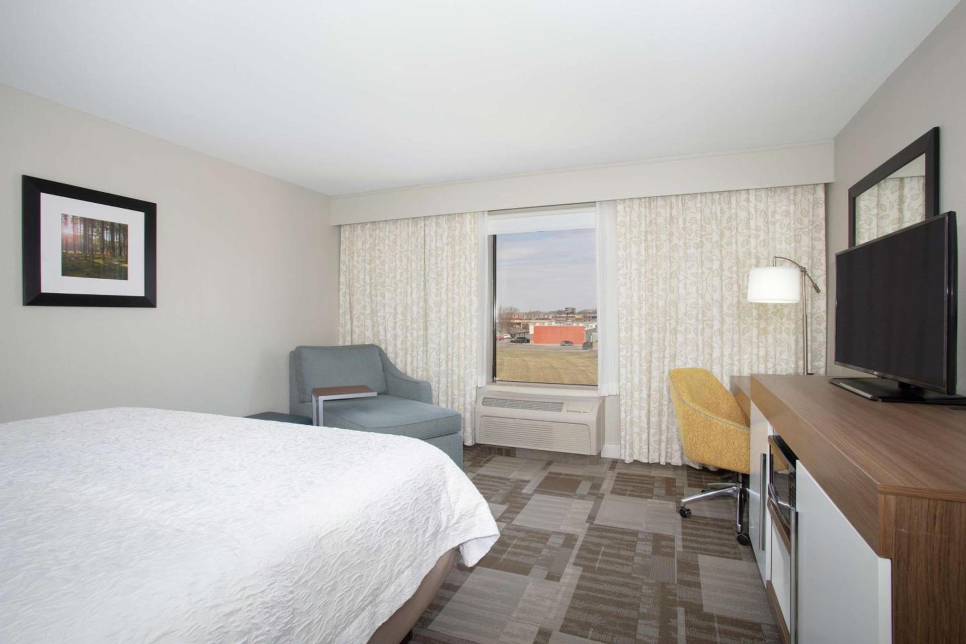 Hampton Inn Bellevue photo 29