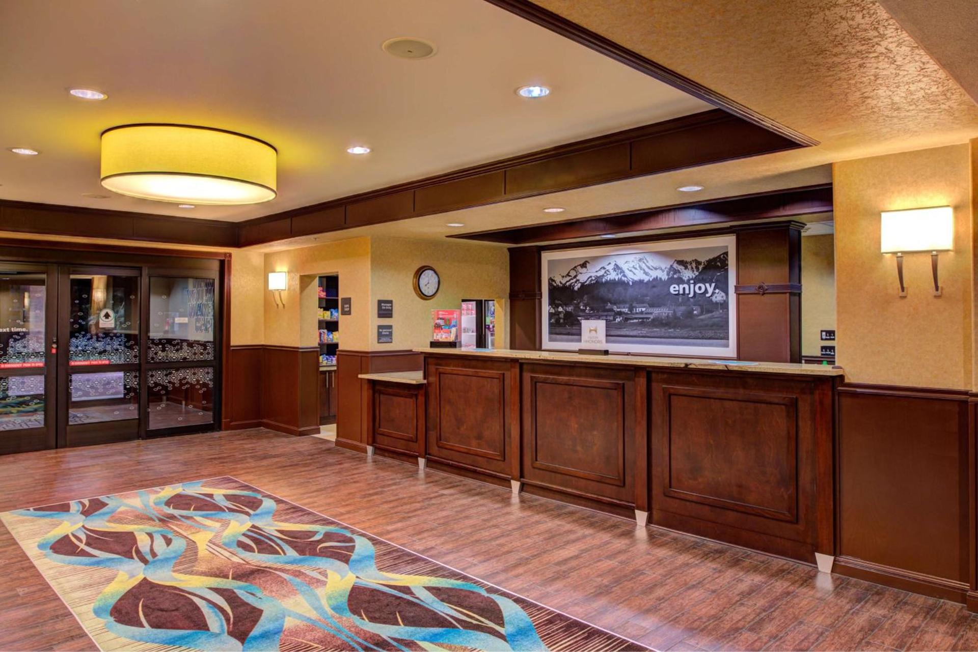Hampton Inn & Suites Ontario photo 7