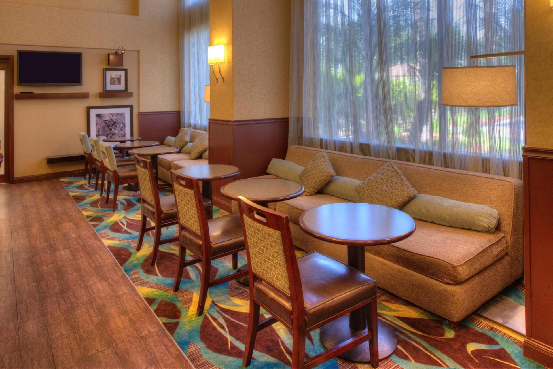 Hampton Inn & Suites Ontario photo 21