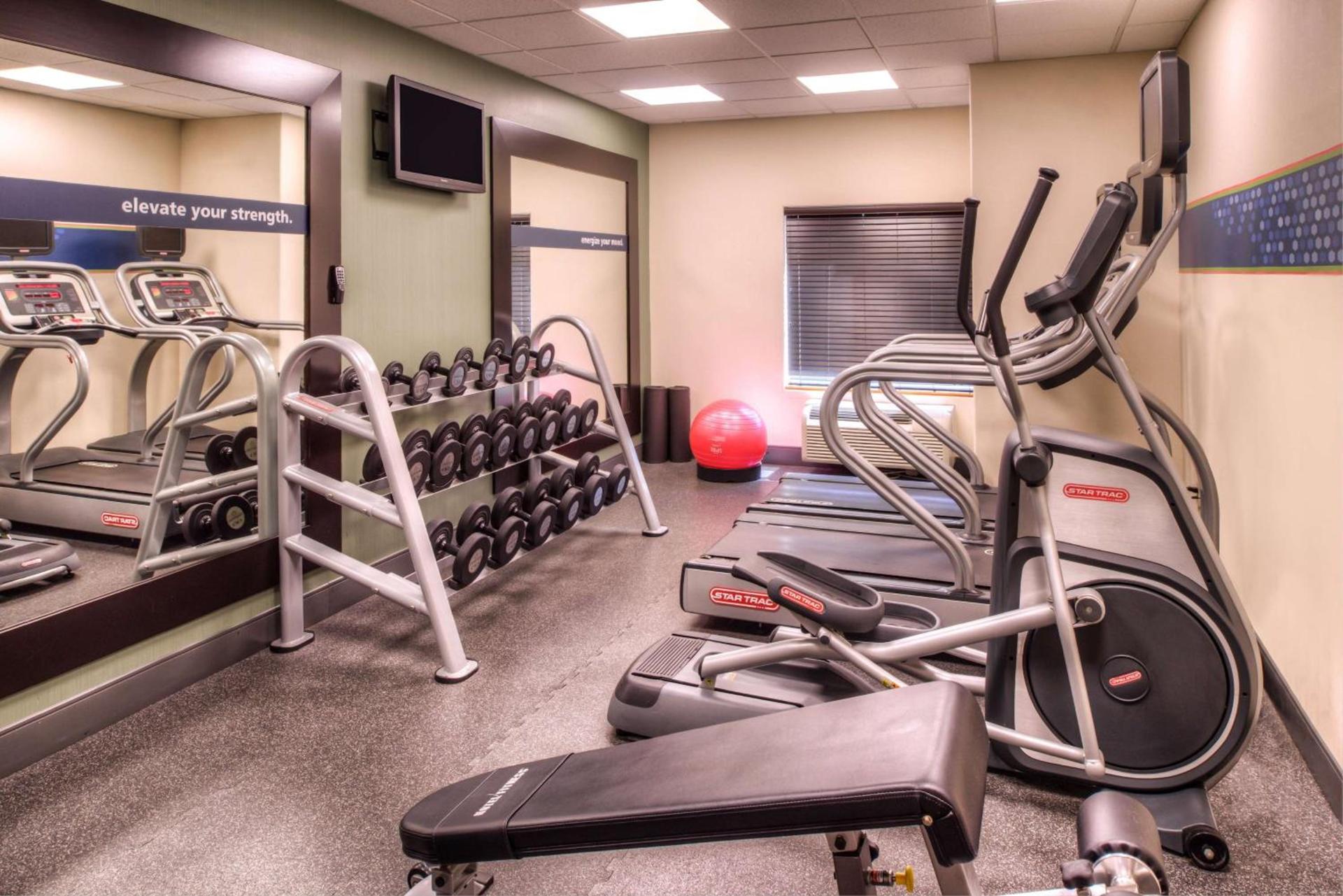 Hampton Inn & Suites Ontario photo 24