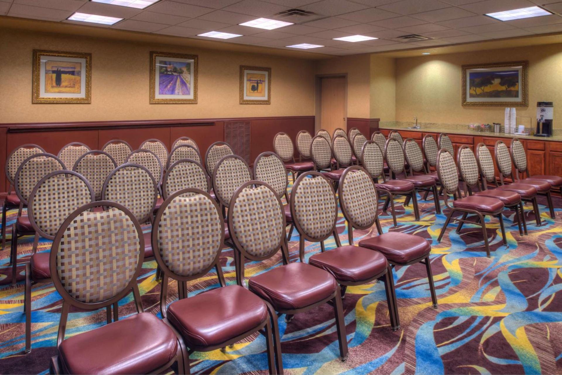 Hampton Inn & Suites Ontario photo 44