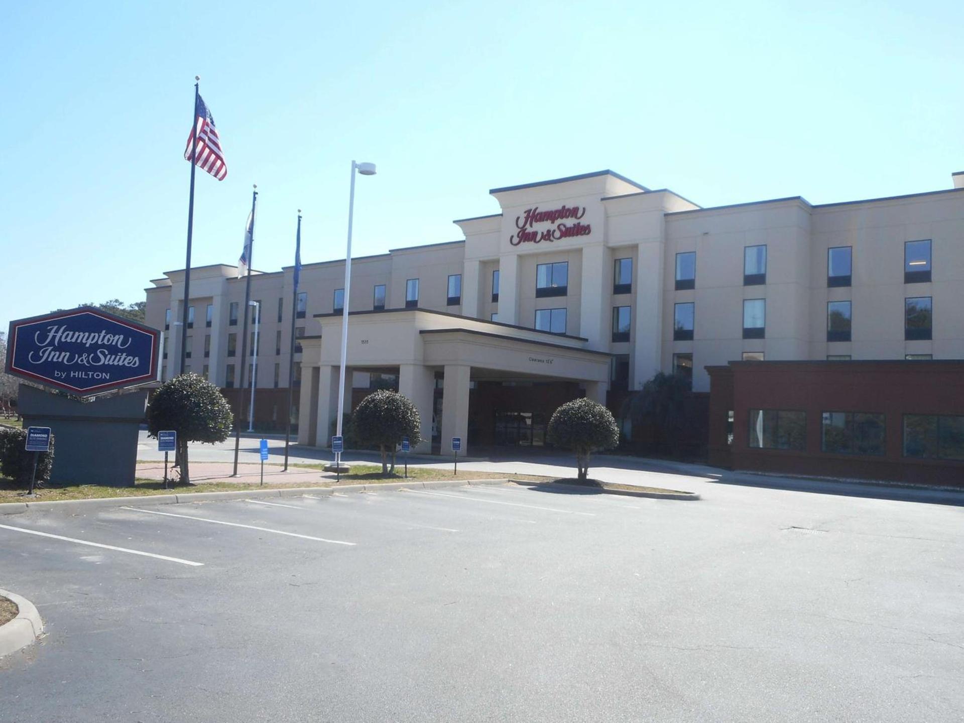 Hampton Inn & Suites Norfolk-Airport — hotel in Norfolk