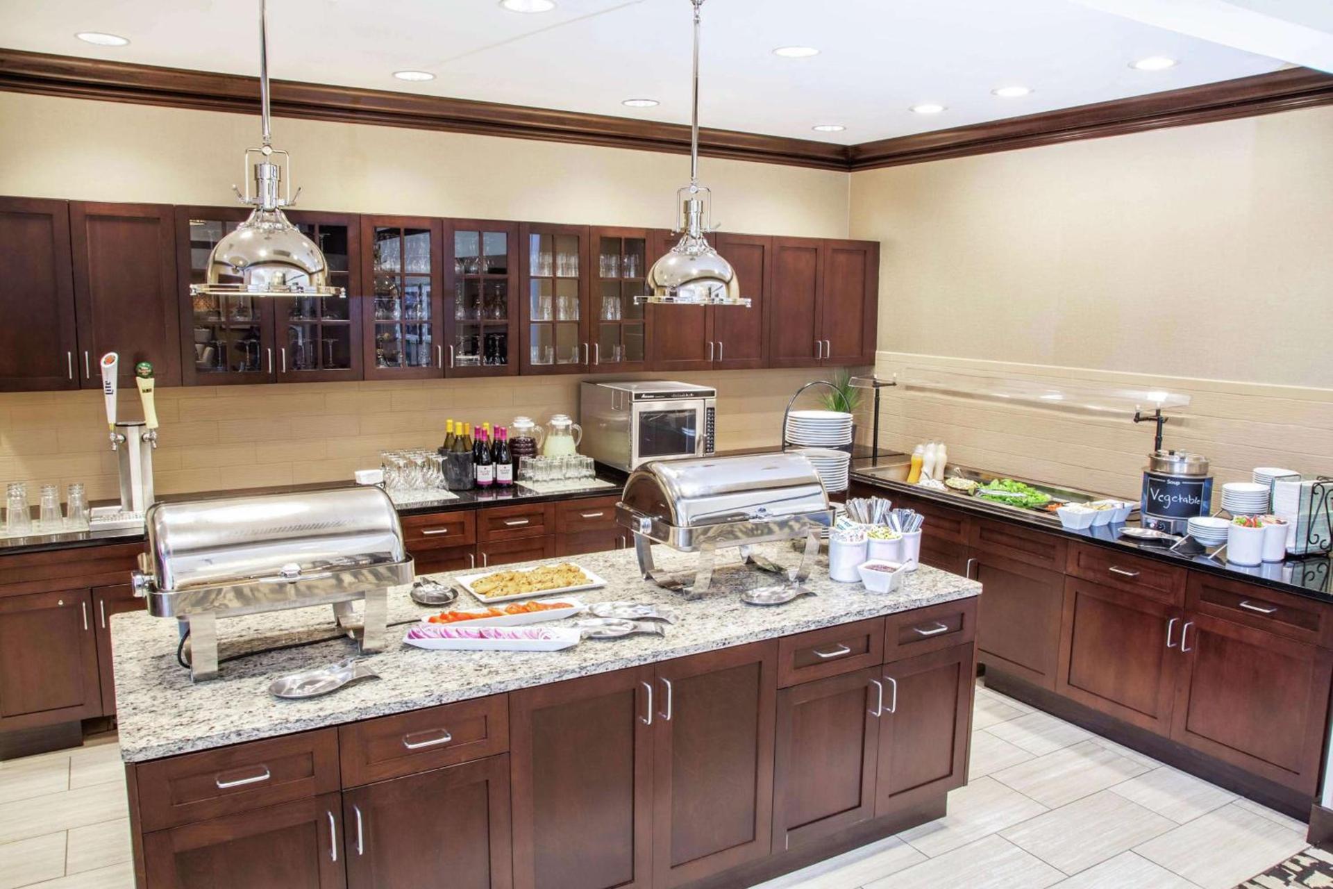 Homewood Suites by Hilton Munster photo 7