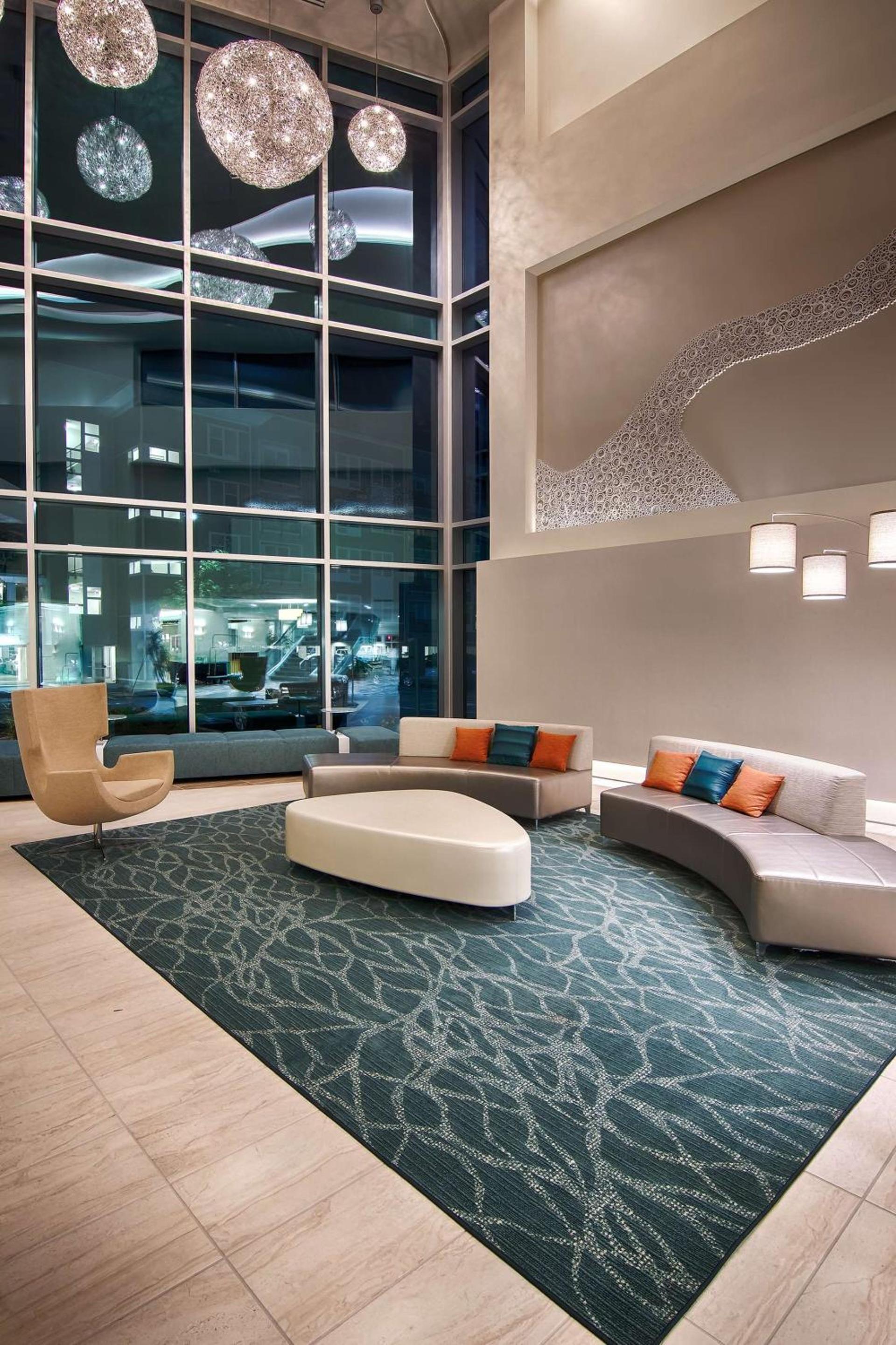 DoubleTree by Hilton Virginia Beach photo 4