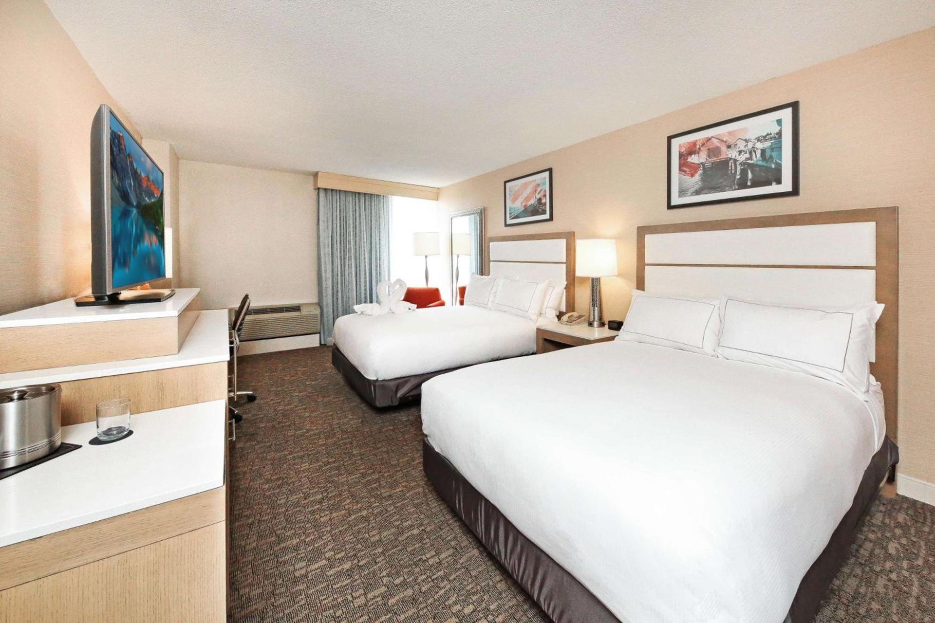 DoubleTree by Hilton Virginia Beach photo 19