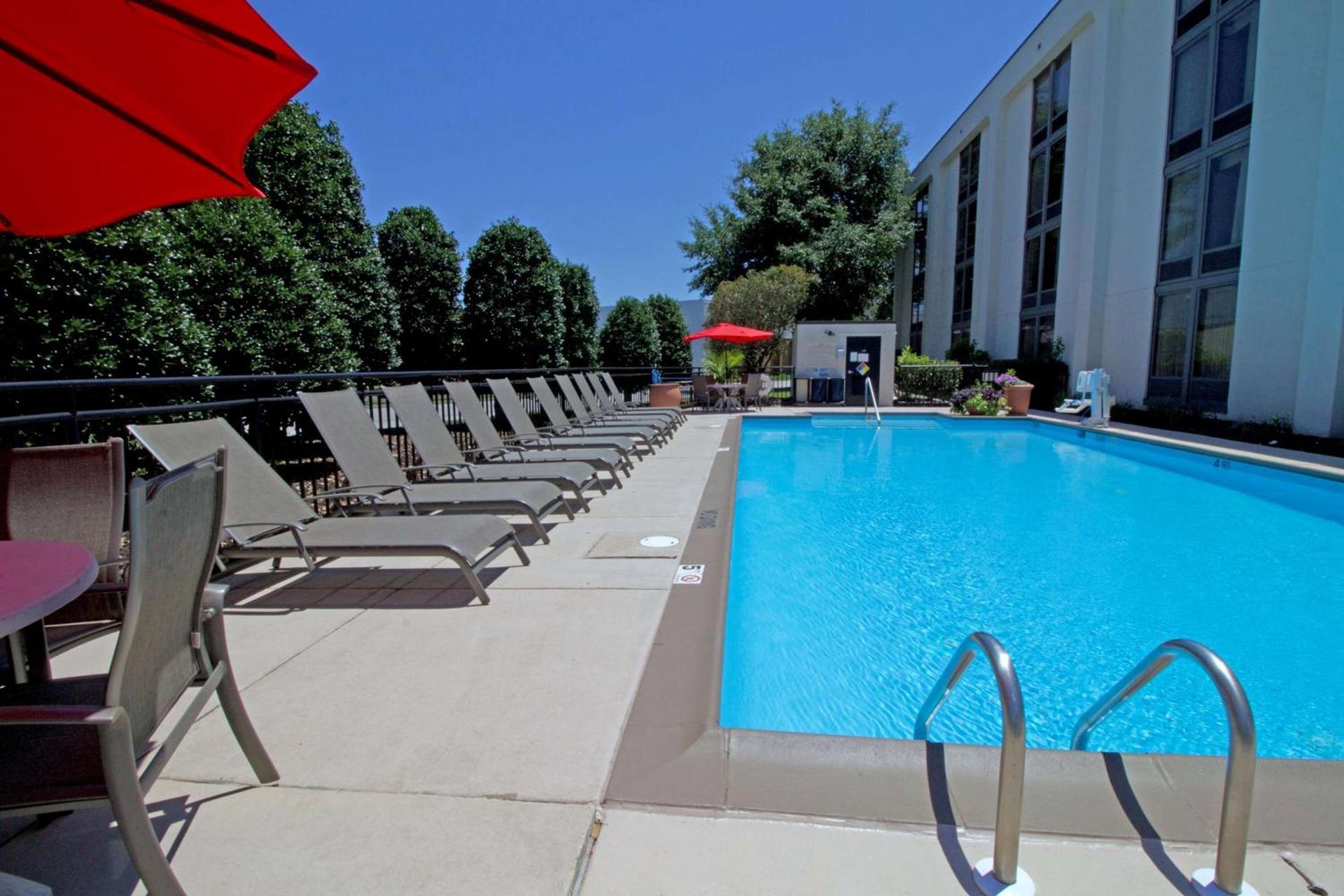 Hampton Inn Norfolk/Chesapeake - Greenbrier Area photo 6