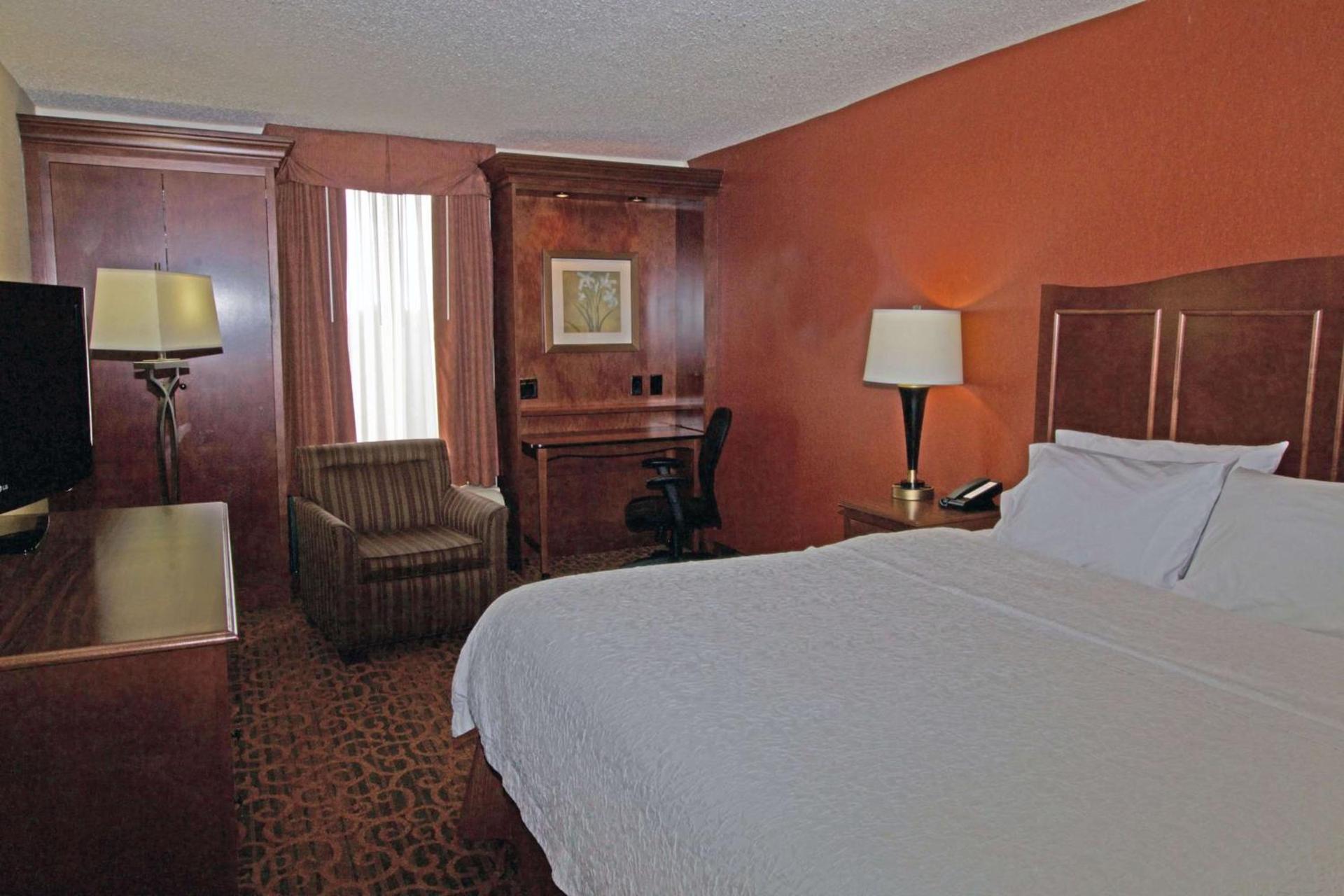 Hampton Inn Norfolk/Chesapeake - Greenbrier Area photo 24