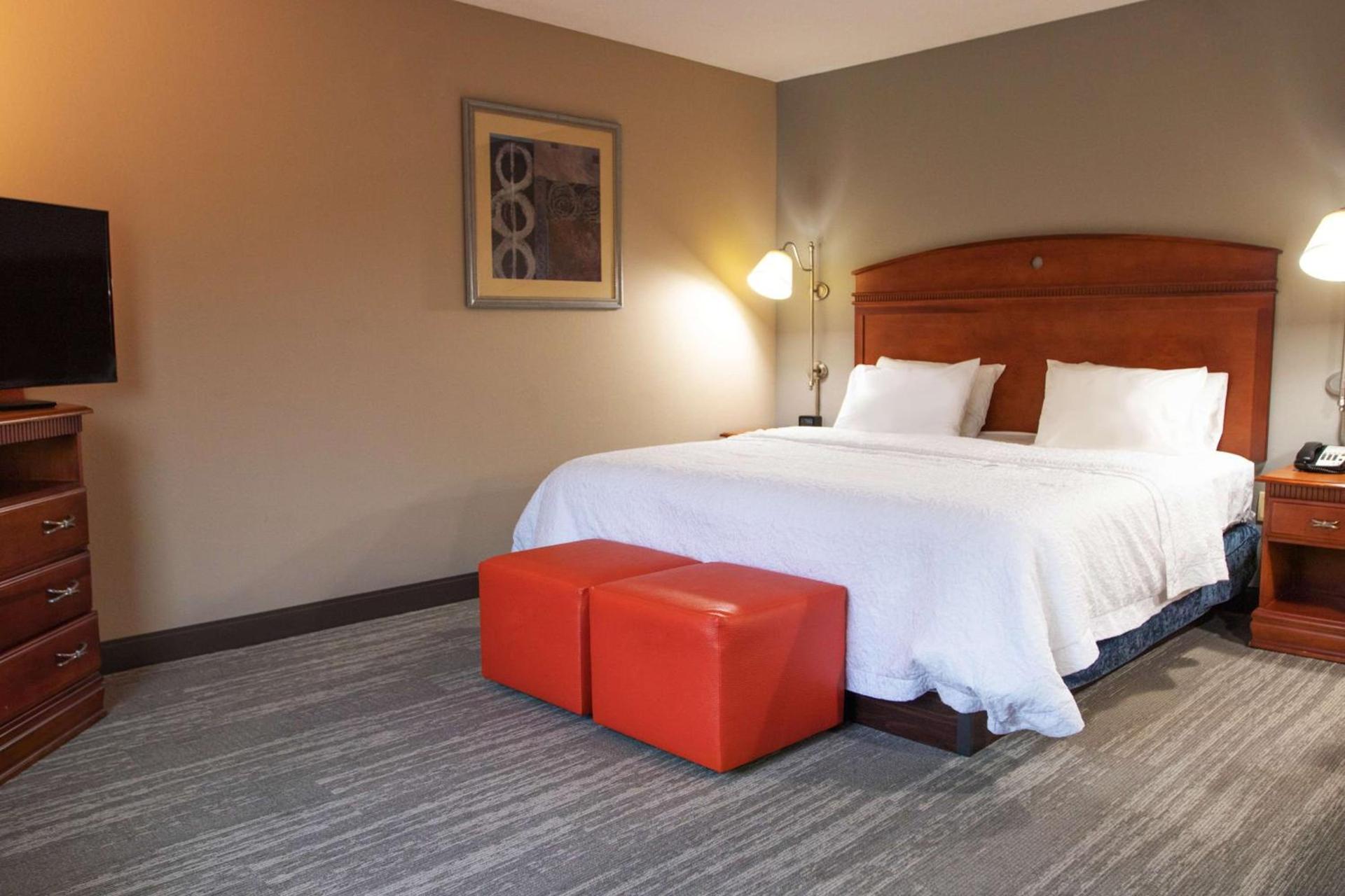 Hampton Inn Gloucester photo 28