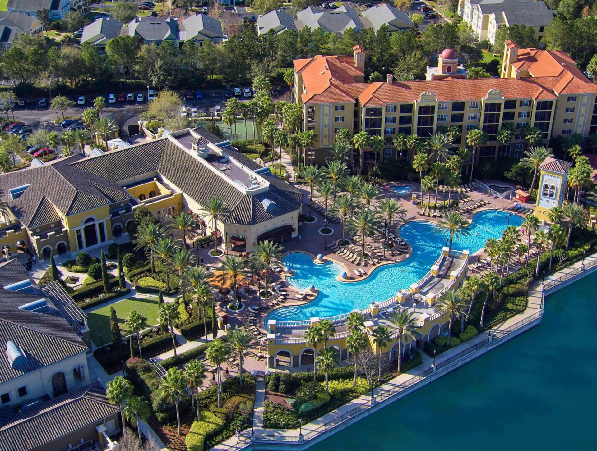 Hilton Grand Vacations Club Tuscany Village Orlando photo 2