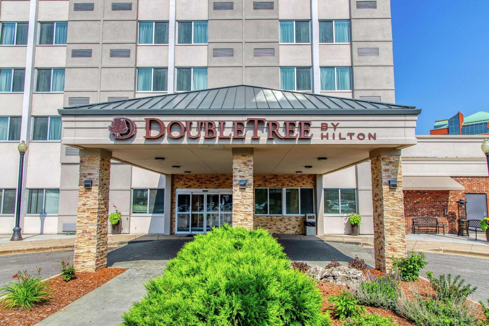 DoubleTree by Hilton Neenah photo 5